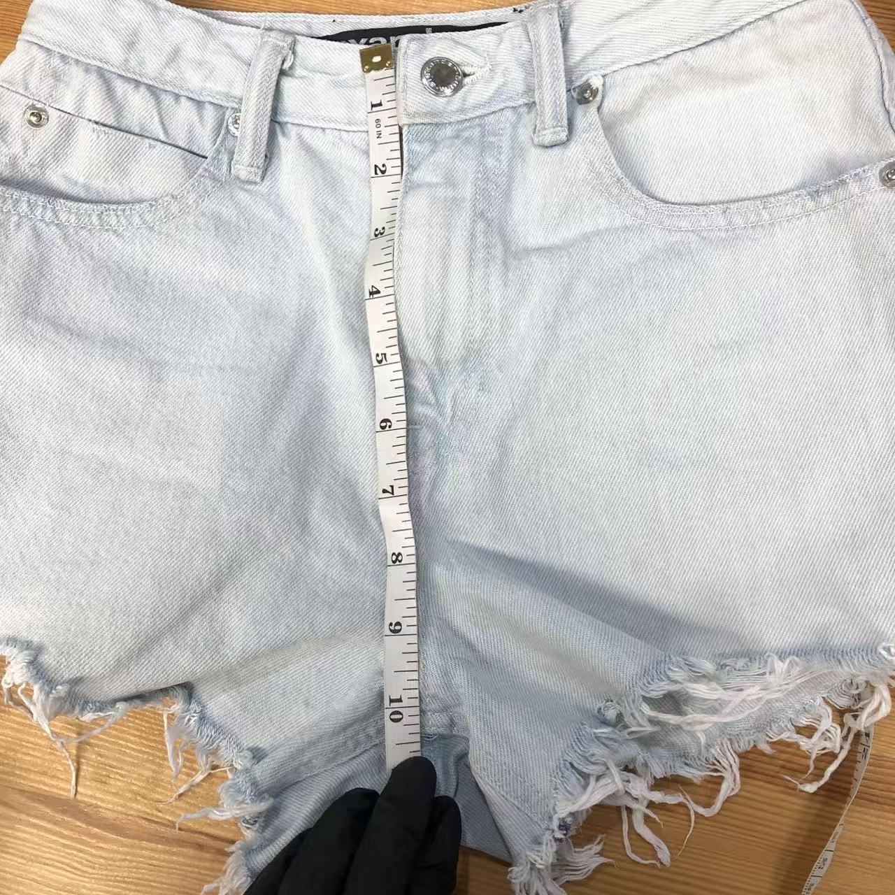 Alexander Wang Cutoff Distressed Denim Shorts – Size 25