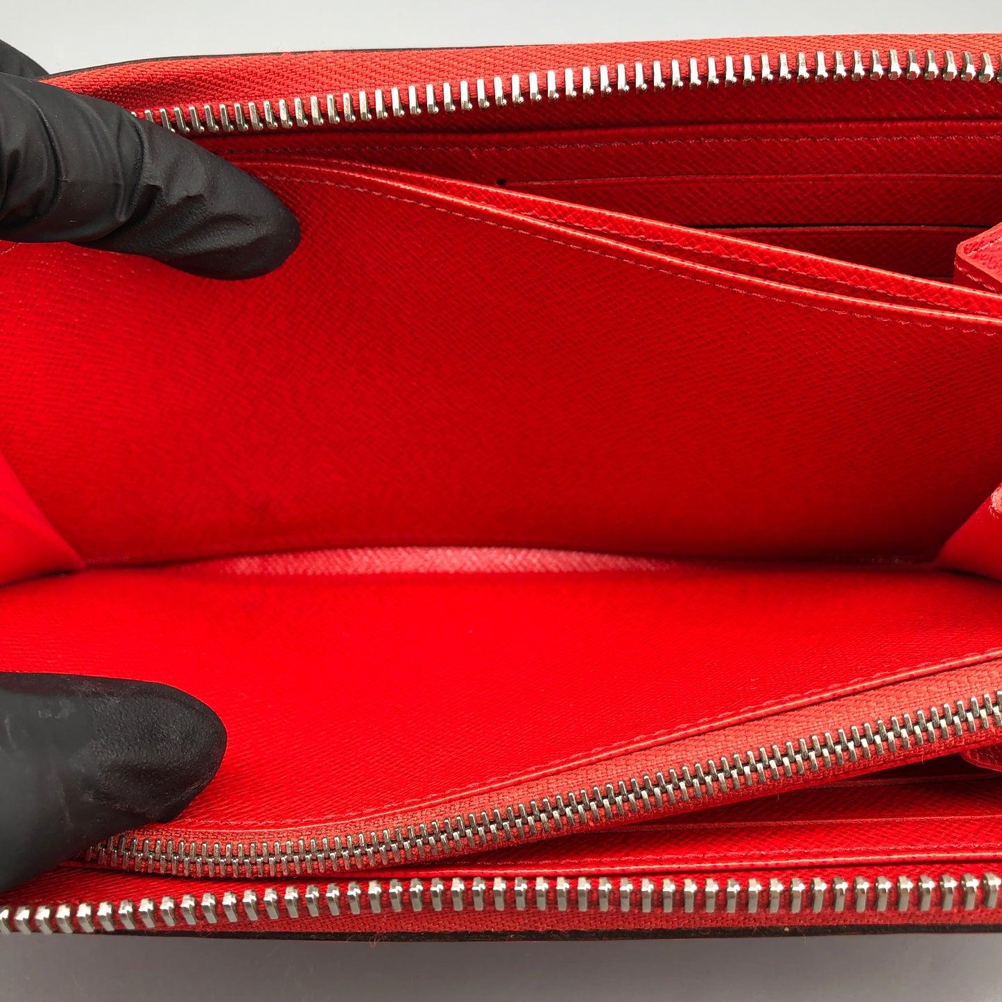 Louis Vuitton Epi Leather Zippy Wallet Red