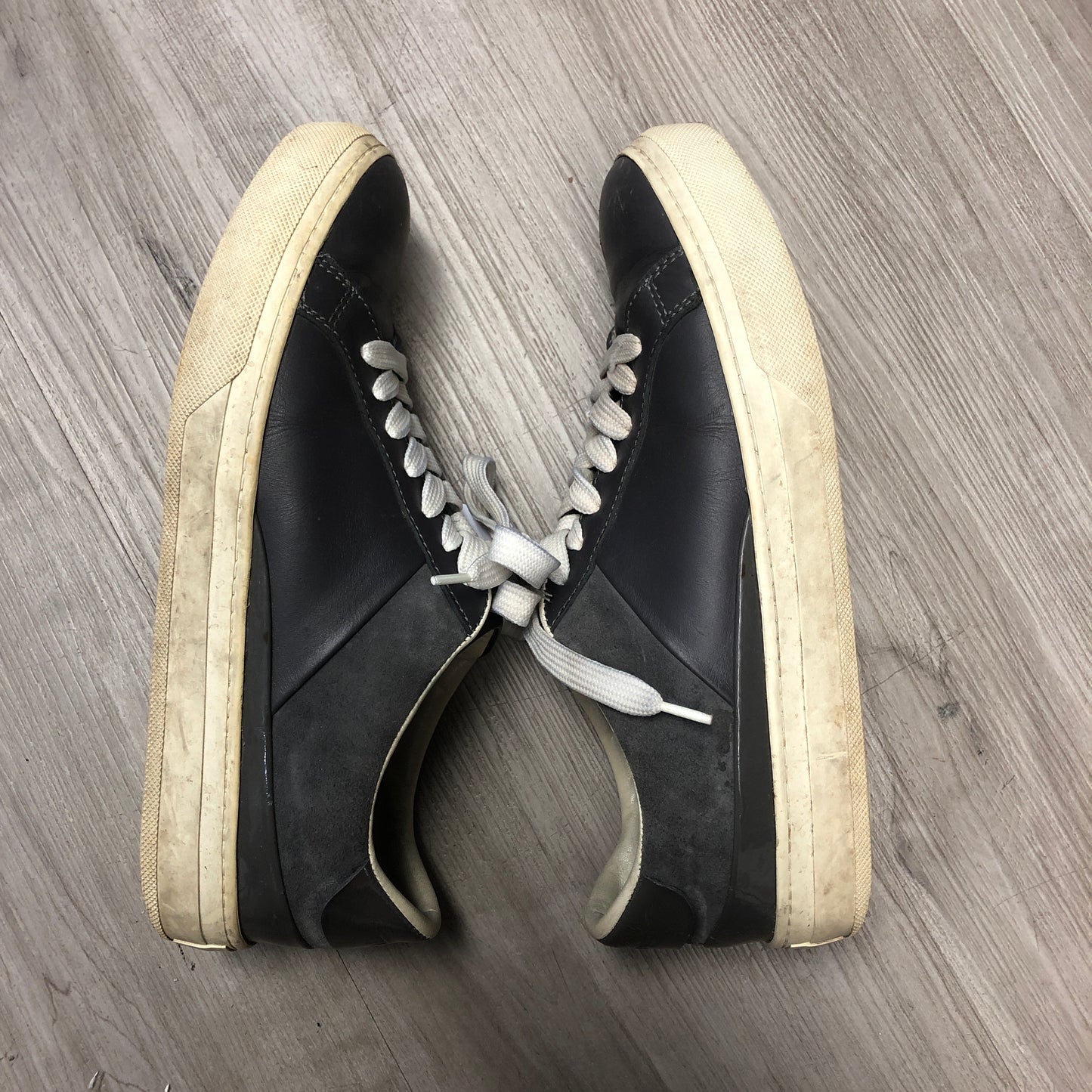 Tod's Women's grey Leather Sneakers Size 37.5