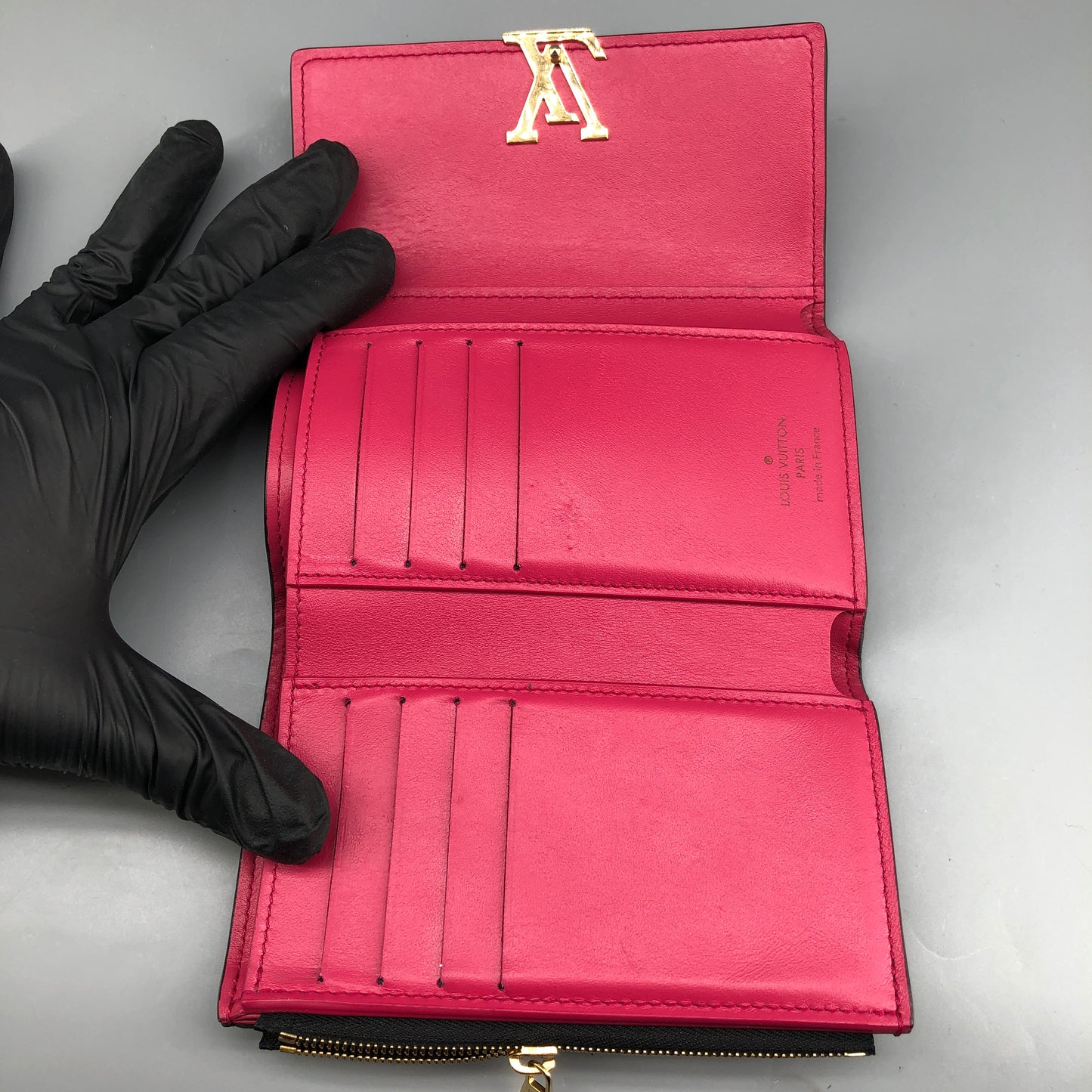 Louis Vuitton Black Taurillon Leather LV Twist Compact Wallet