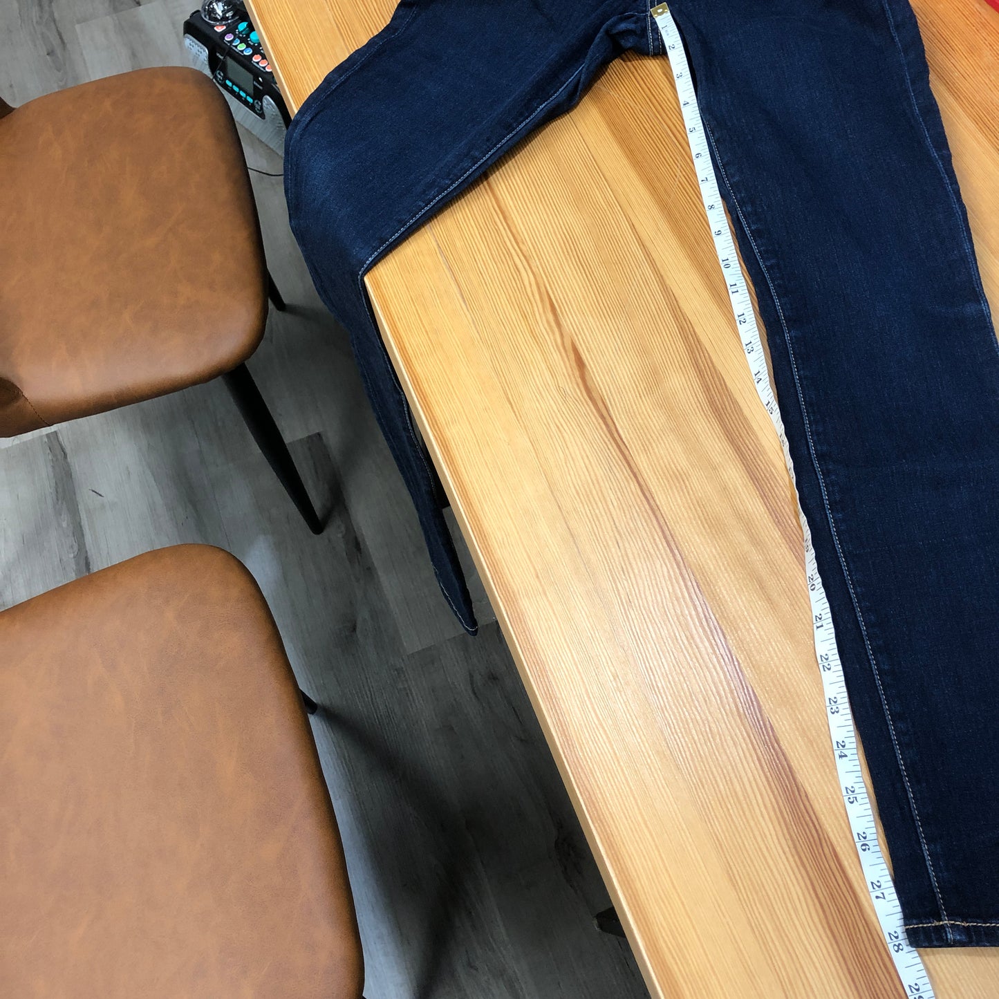 7 For All Mankind Dark Blue Skinny Jeans Size 25