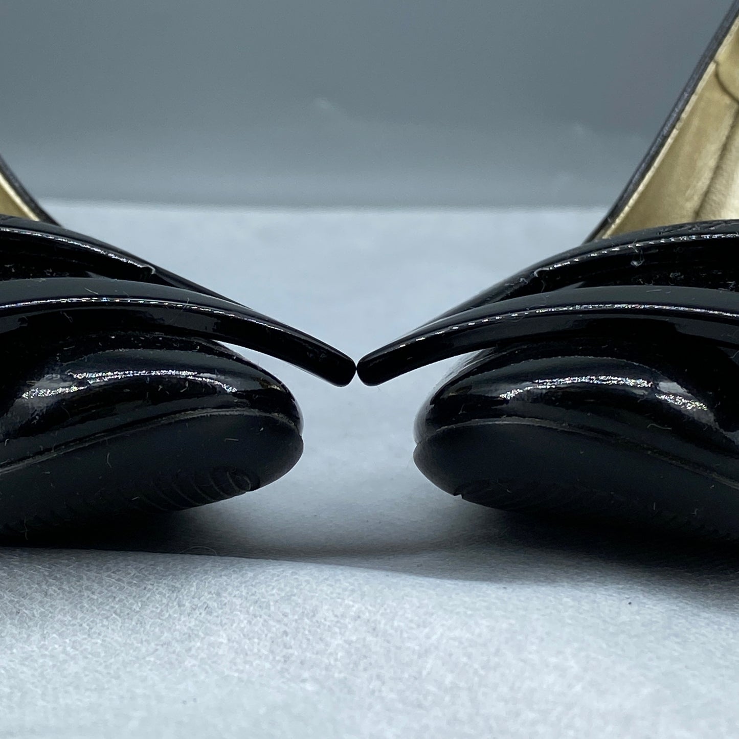 Roger Vivier Women's Black Patent Strass Buckle Pumps Size 36