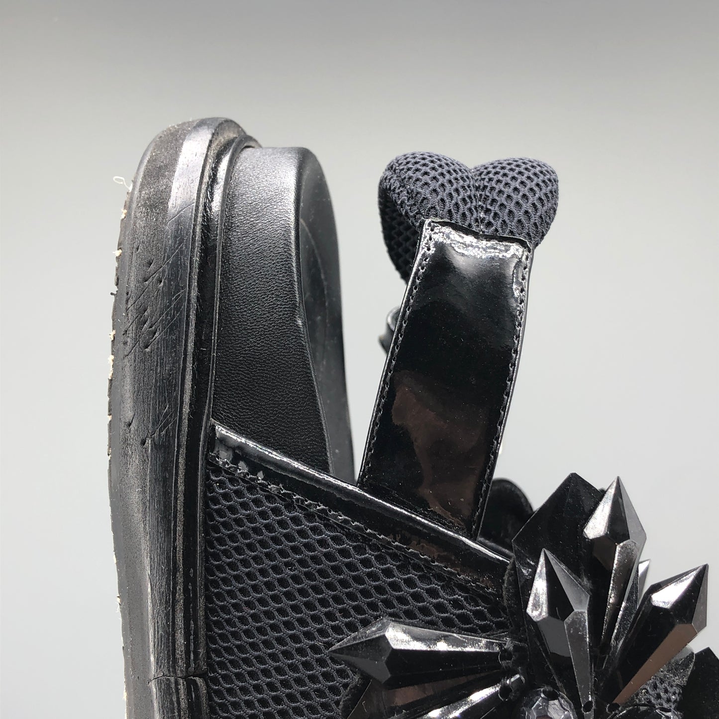 Marni Women's Beaded-Embellished Flat Sandals 36 Black