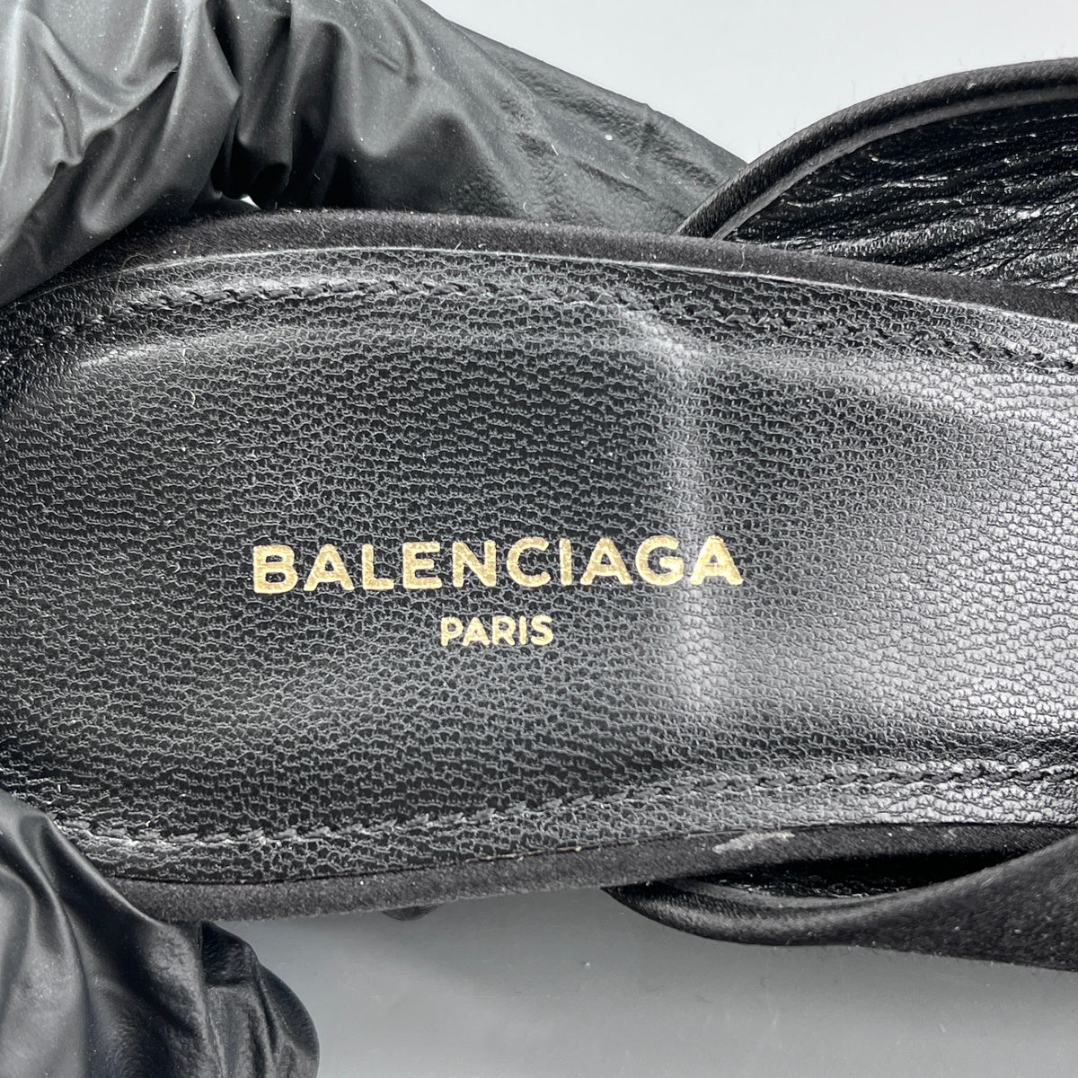 Balenciaga Women Black Fabric Bow Pointed Backless Mule Heels size 36