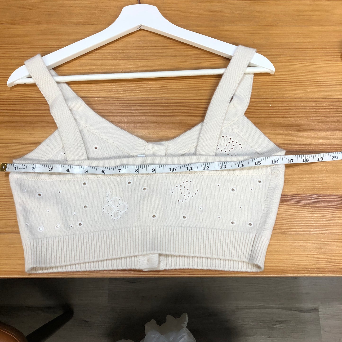 Chanel Eyelet Knit Cropped Camisole Tank Top Size 36 Cream