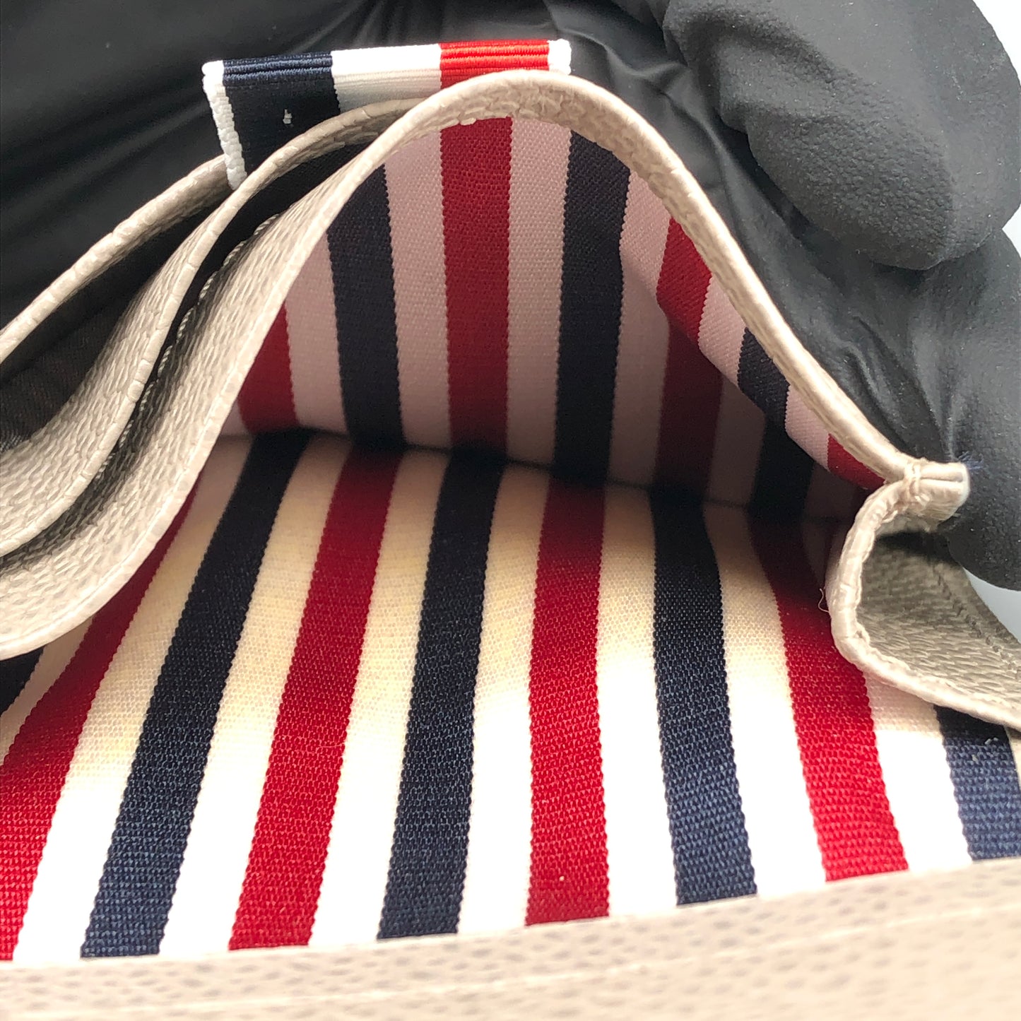 Thom Browne Pebble Grain Leather Card Holder 10*8cm Grey