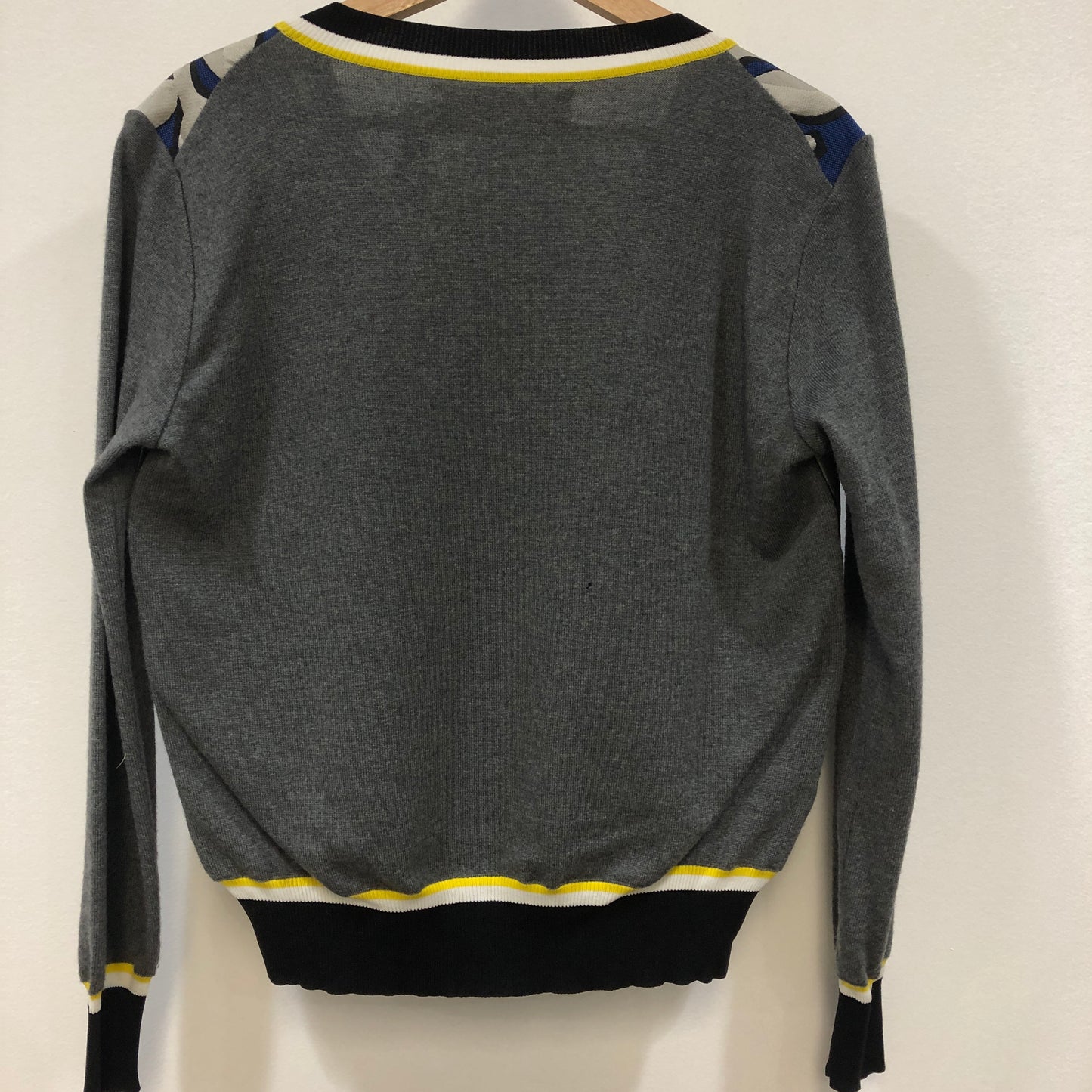 Marni Leaf Pattern V-Neck Knit Sweater Size 38 Grey/Blue/Yellow/White
