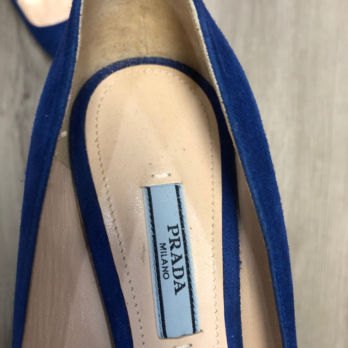 Prada Blue Suede Round Toe Pumps 39
