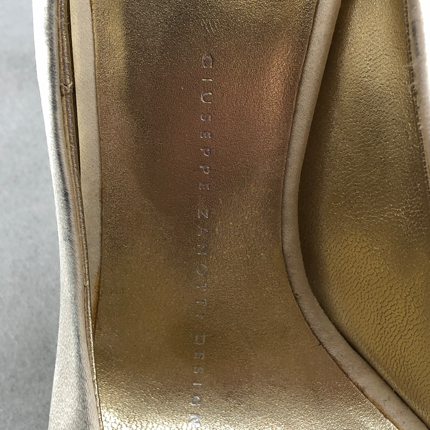 Giuseppe Zanotti Women's Crystal Embellished Peep-Toe Heels Size 35.5 Off White