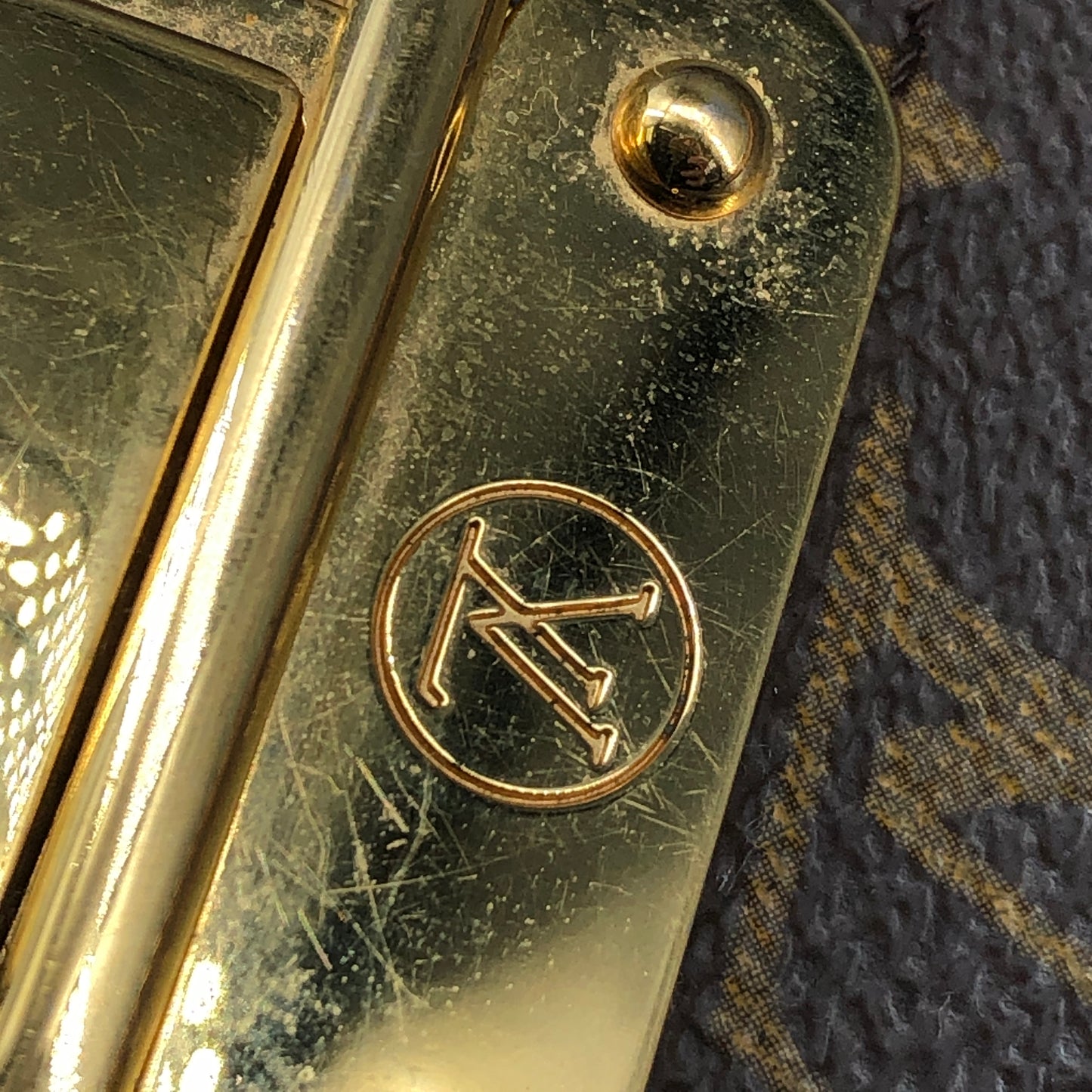 Louis Vuitton Hudson Monogram Canvas Shoulder Bag Brown