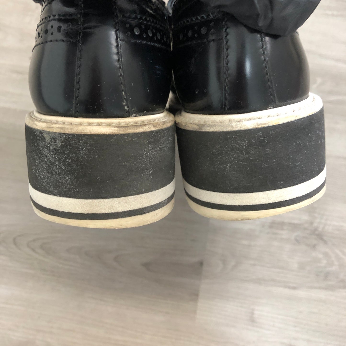 Prada Brogue Leather Platform Low Top Sneaker Shoes 37.5 Black White