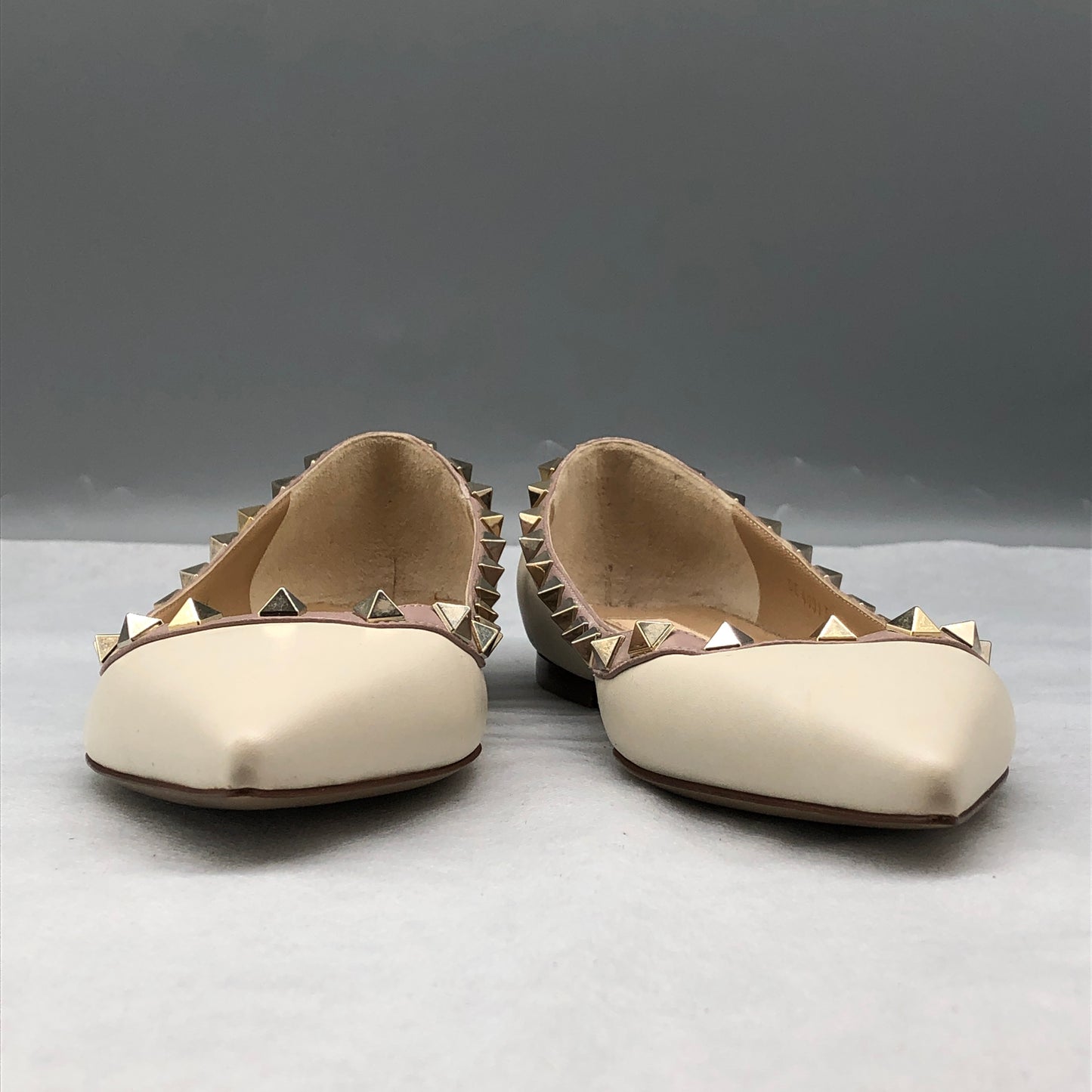 Valentino Cream Leather Rockstud Pointed Flats Size 36