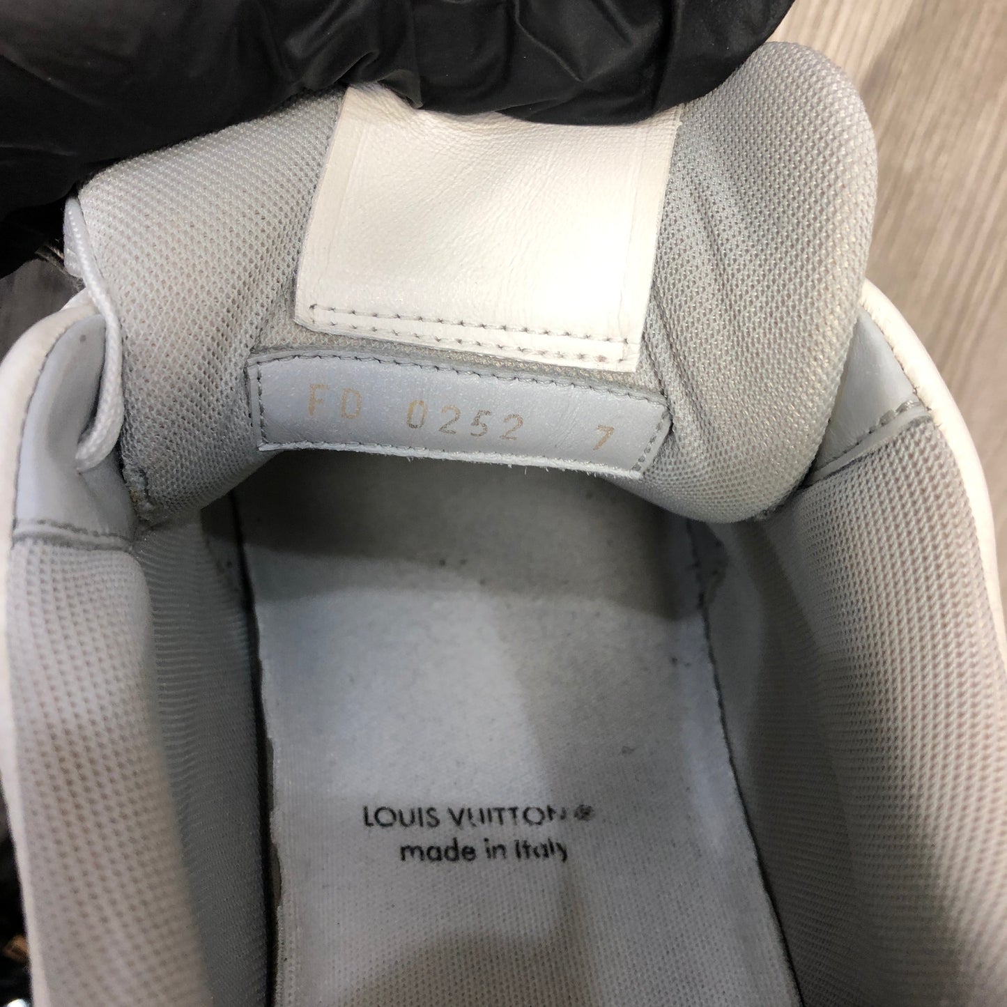 Louis Vuitton Men's White Low-Top Sneakers Size 7