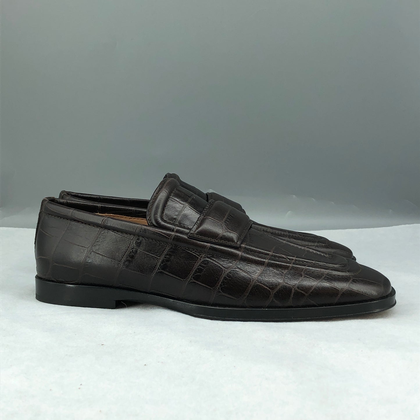 Bottega Veneta Croc Embossed Leather Loafers Brown Women’s Size 36.5
