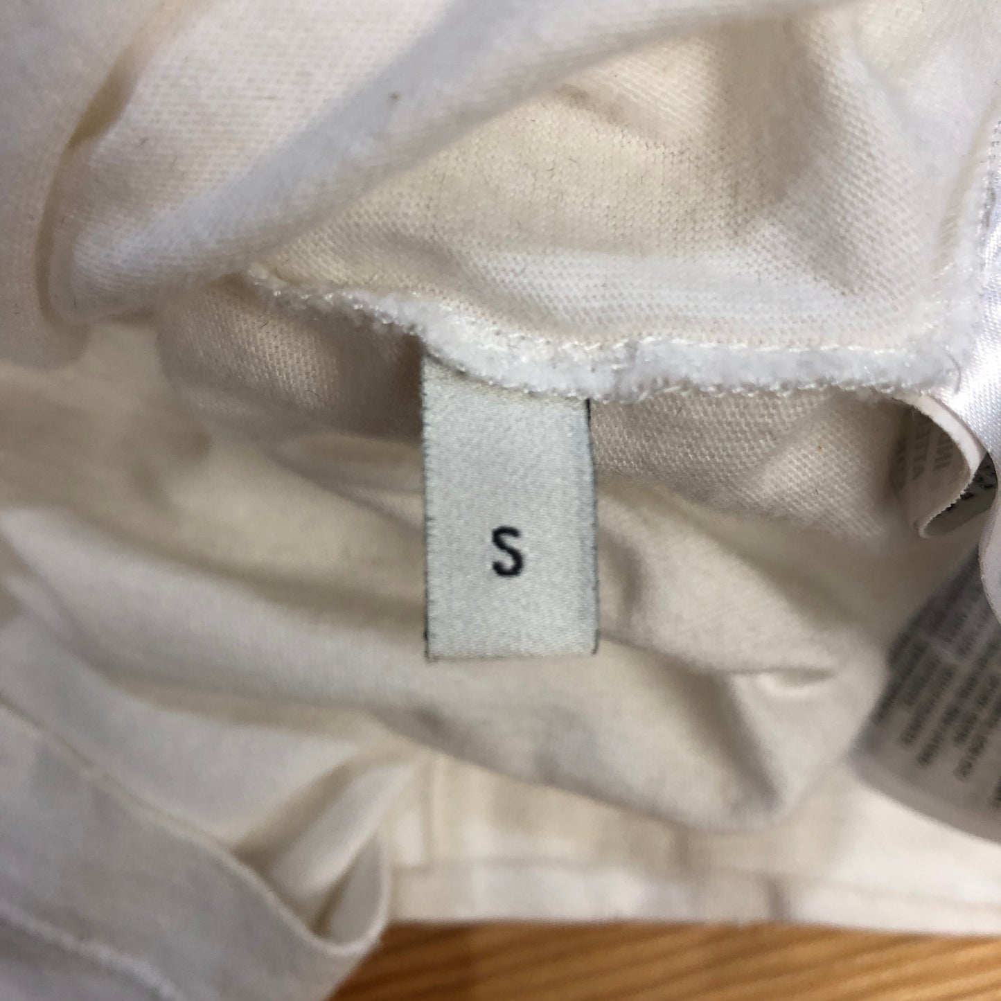 Gucci White Logo & Rabbit Print T-Shirt Size S