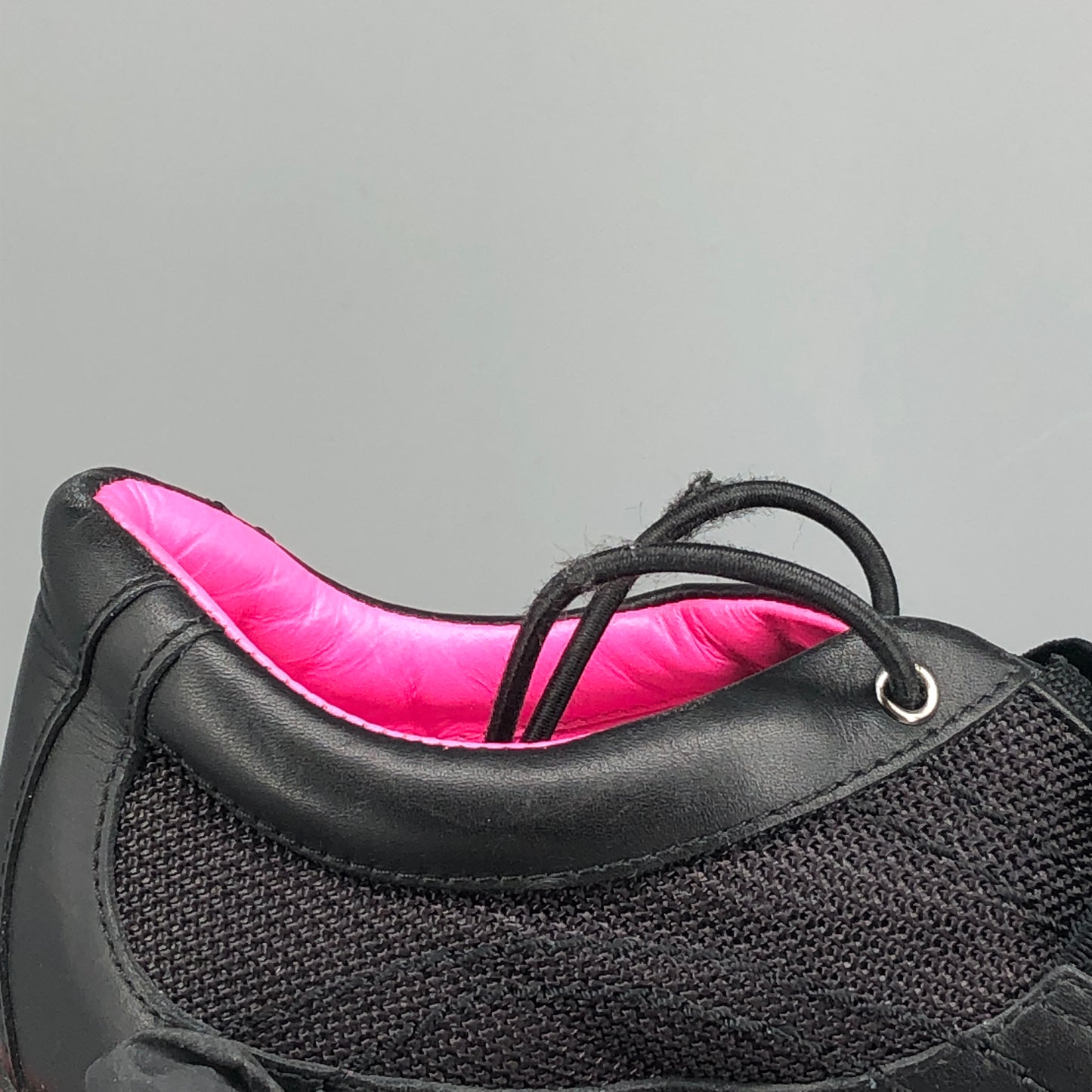 Louis Vuitton Black Mesh & Pink Lining Low Top Casual Sneakers 35