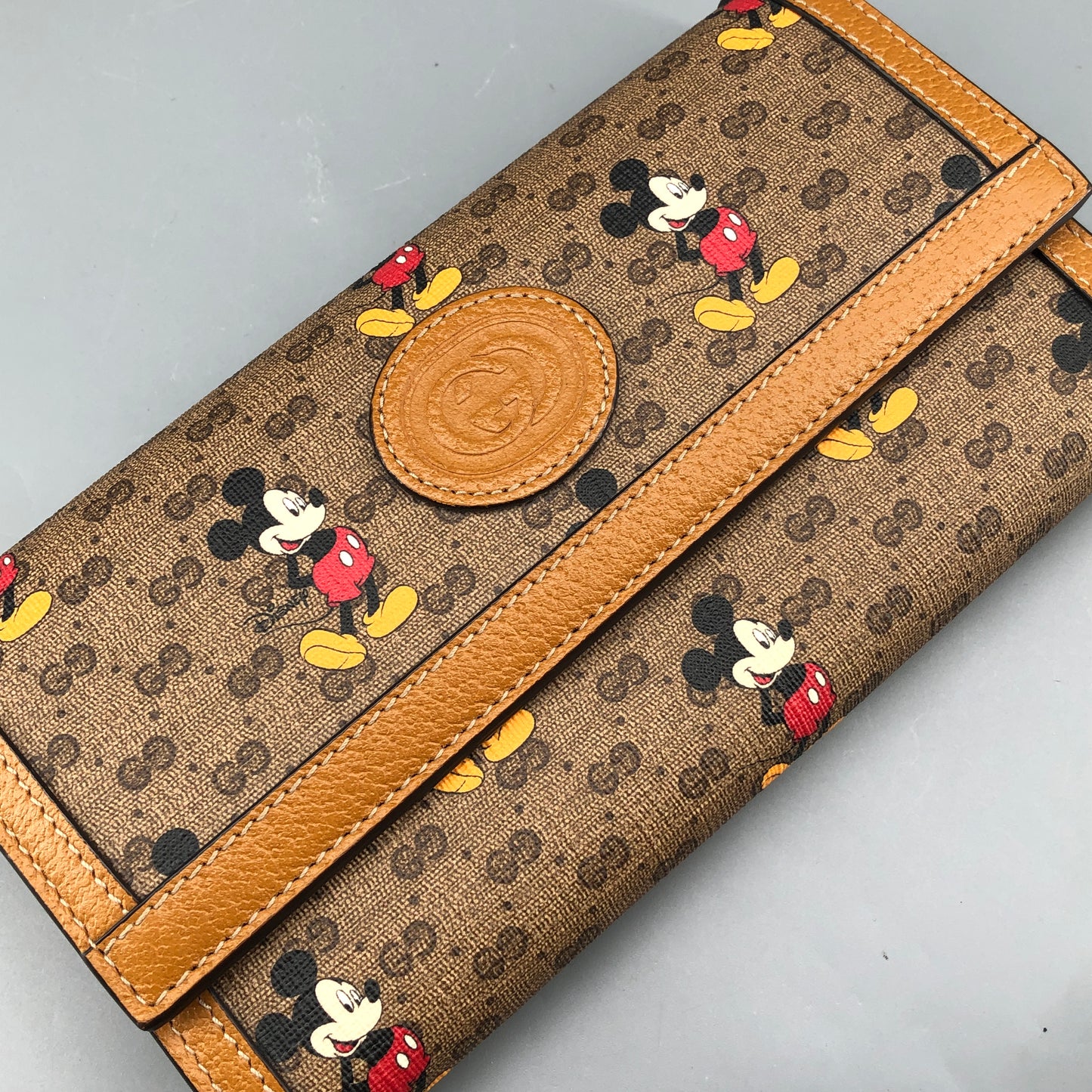 Gucci x Disney Mickey GG Supreme Flap Long Wallet yellow/beige