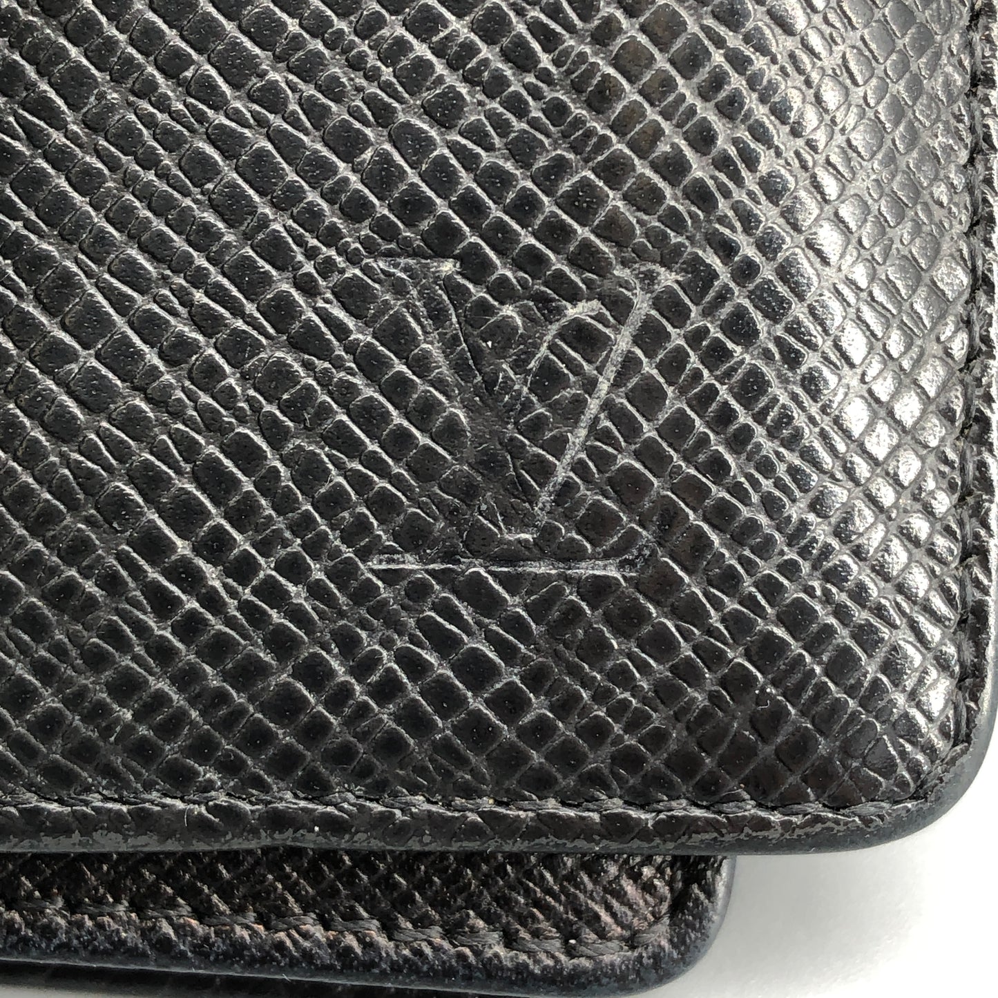 Louis Vuitton Taiga Leather Bifold Wallet Black