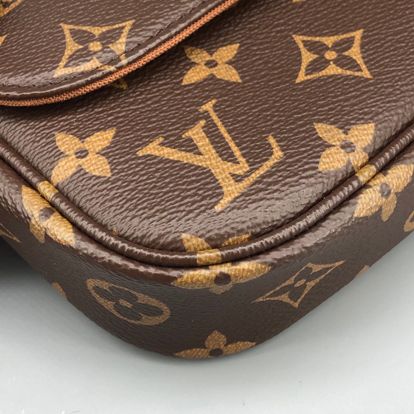Louis Vuitton Wallet On Chain Ivy Monogram Pochette Shoulder Bag
