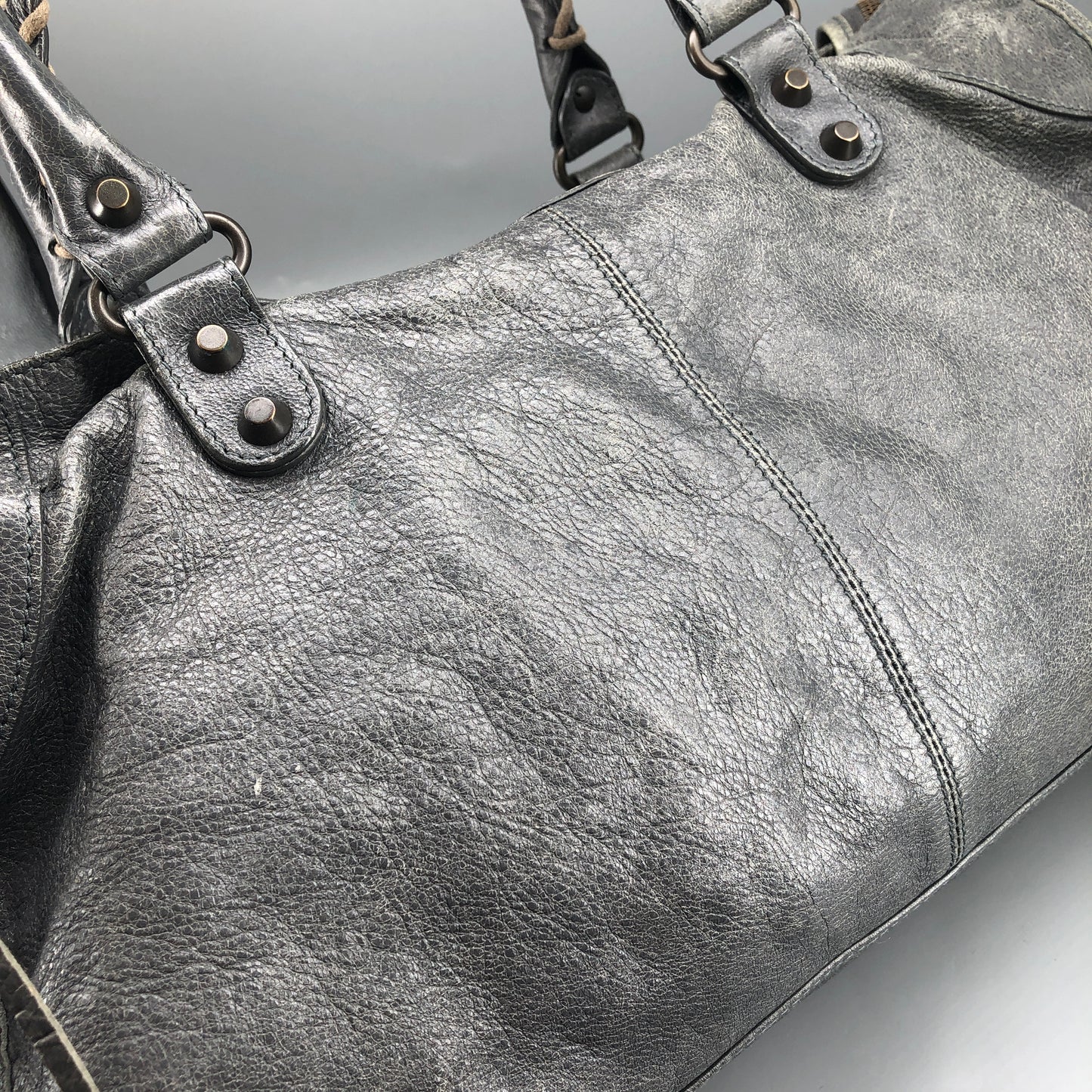 Balenciaga Classic City Distressed Leather Shoulder Handbag Grey