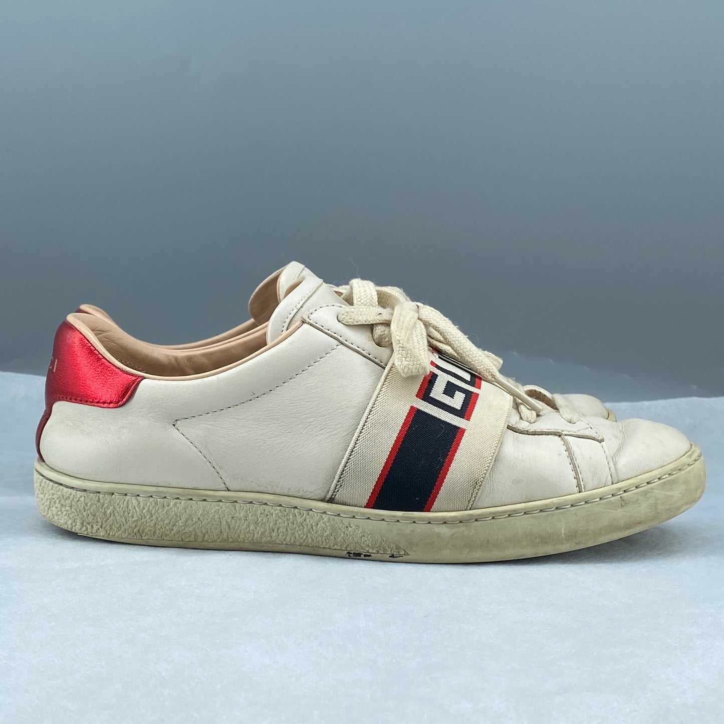 Gucci Women's White Red Stripe Leather Low Top Sneakers Size 37