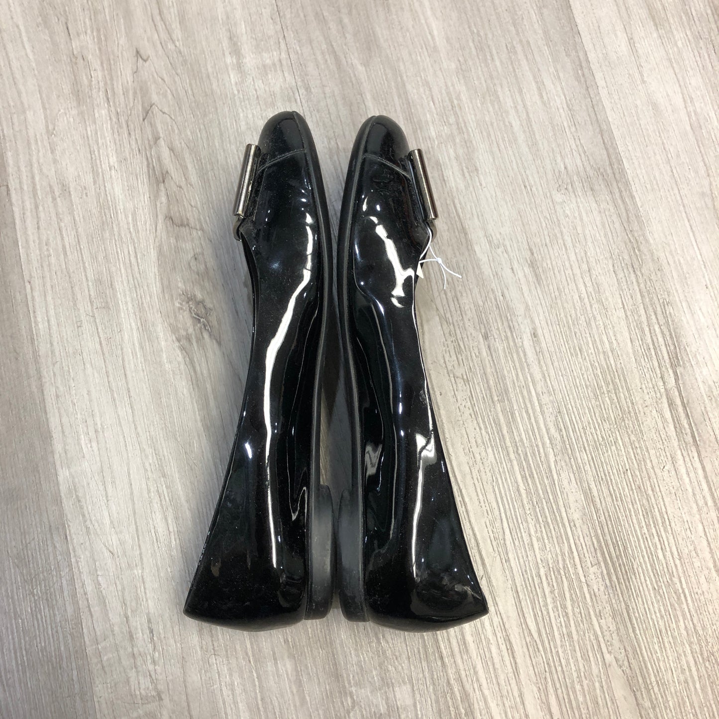 Salvatore Ferragamo Vara Bow Patent Leather Flats US 8B black