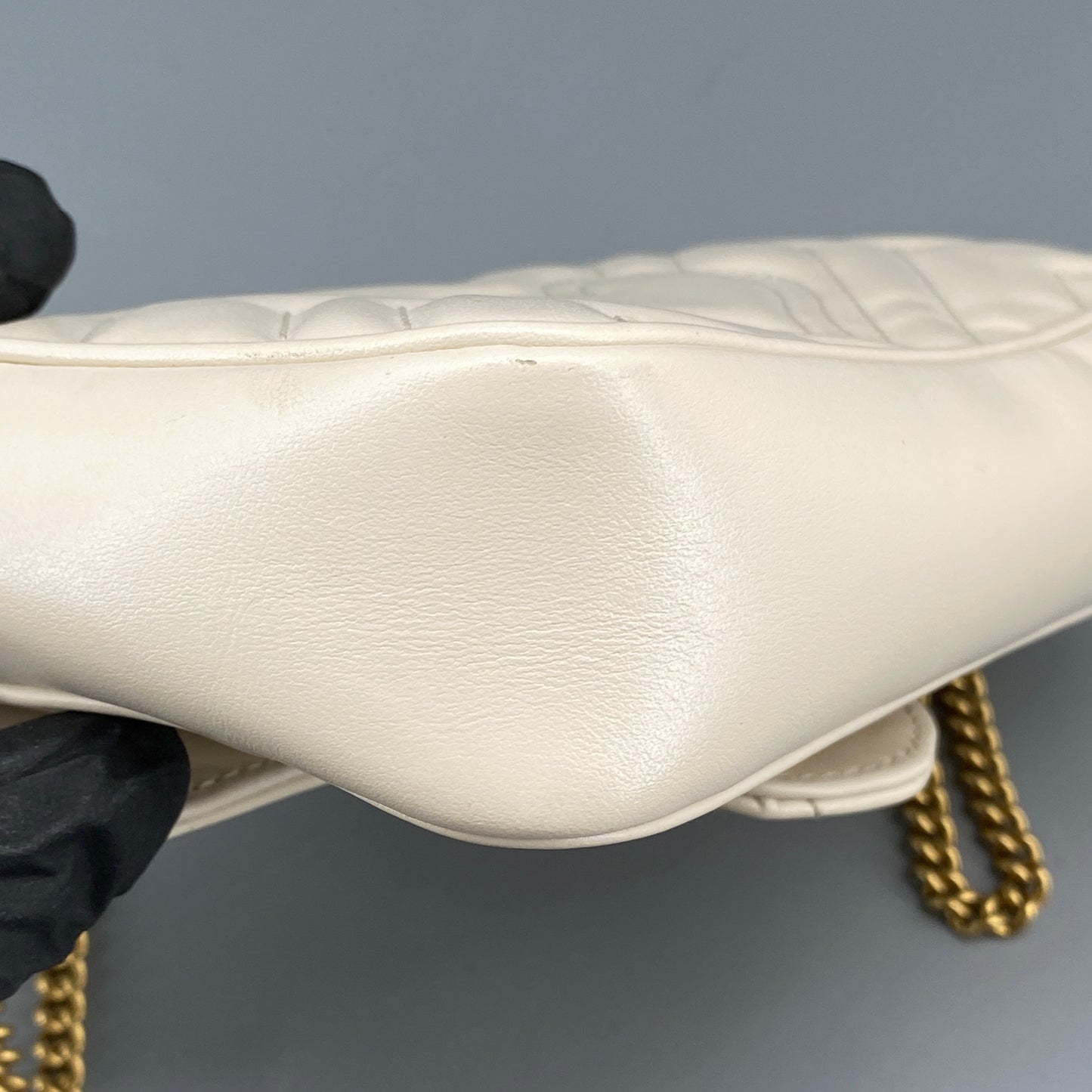 Gucci Cream GG Supreme Chevron Quilted Leather Marmont Mini Flap Chain Bag