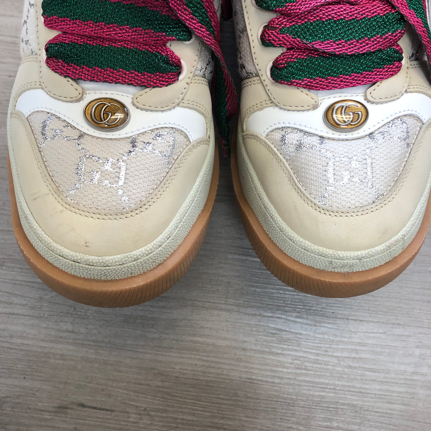 Gucci Women's Screener GG Supreme Canvas Sneaker Shoes 36 White Silver Ivory