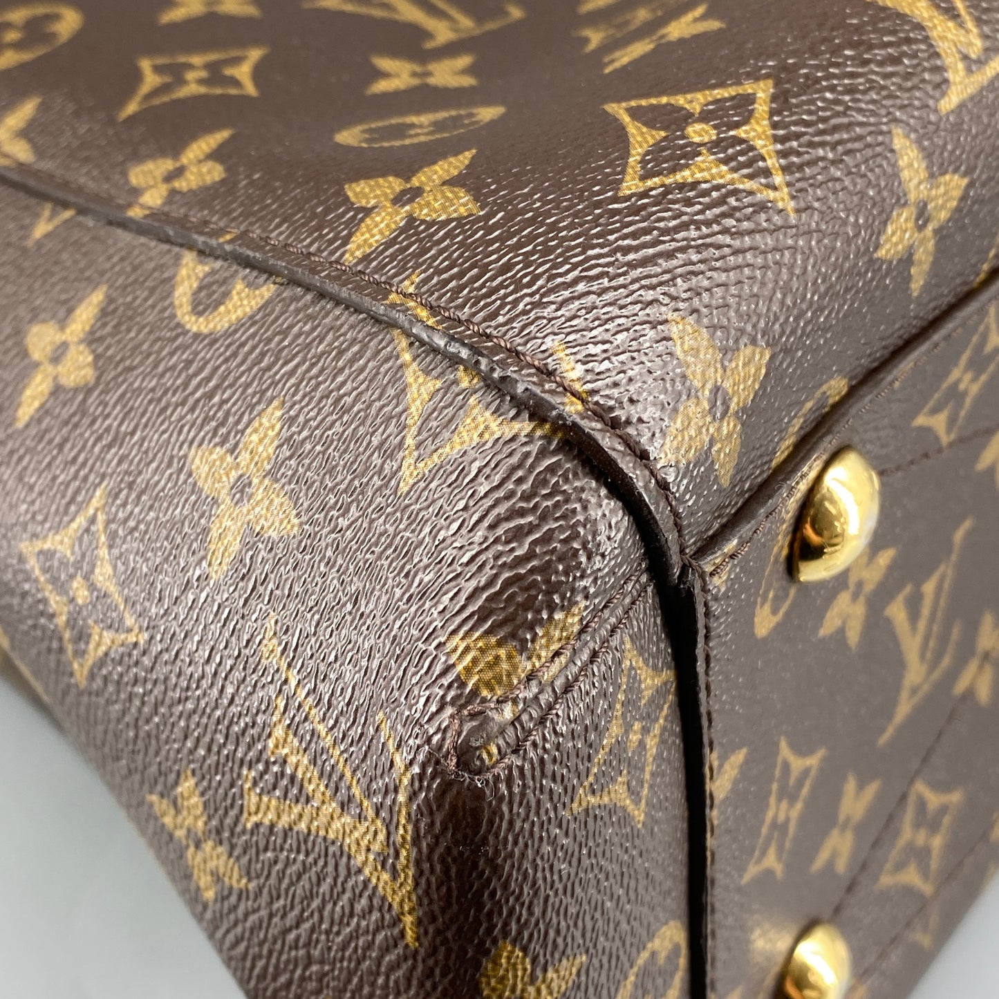 Louis Vuitton Monogram Montaigne MM Handbag