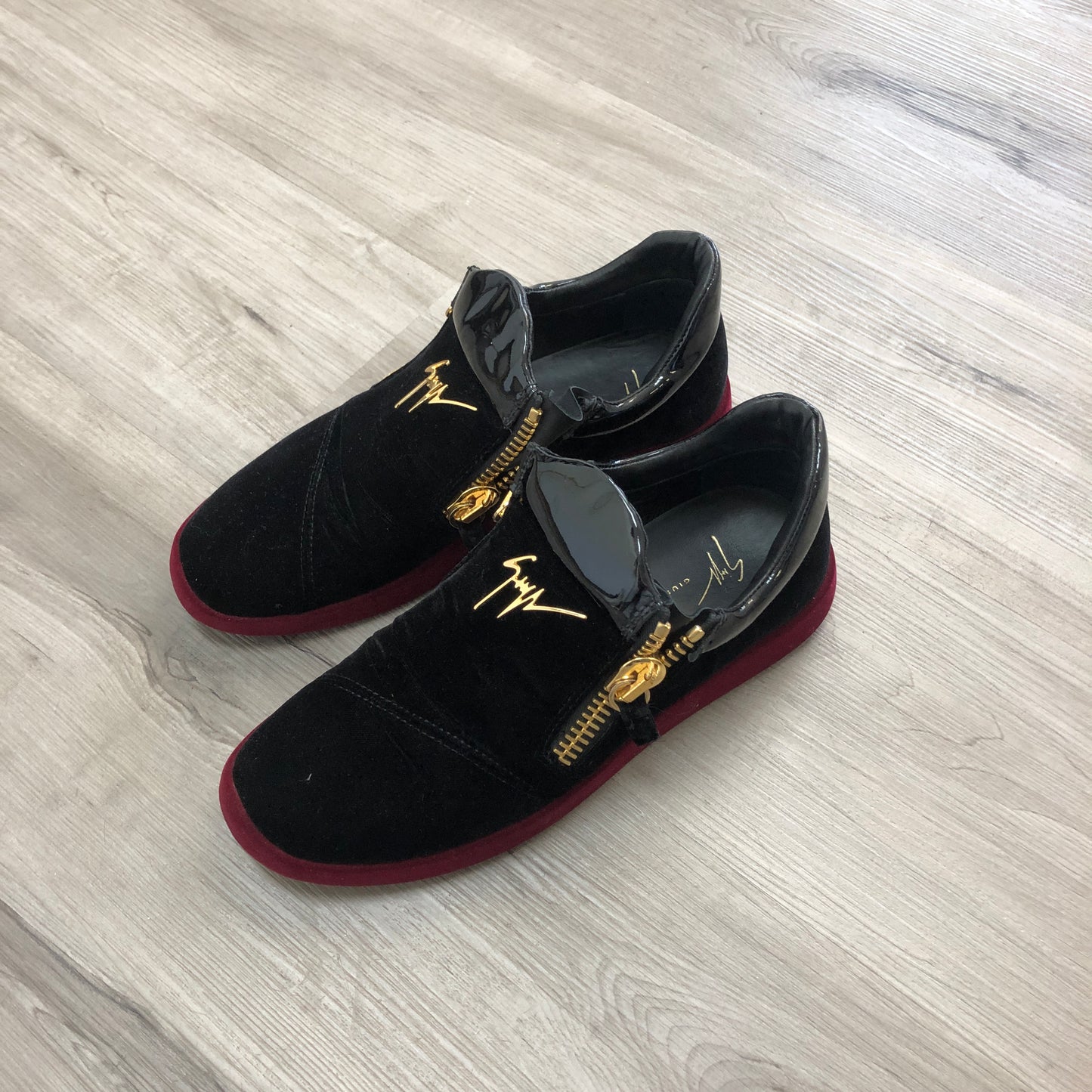 Giuseppe Zanotti Men's Black/Red Velvet Low-Top Sneakers shoes 41