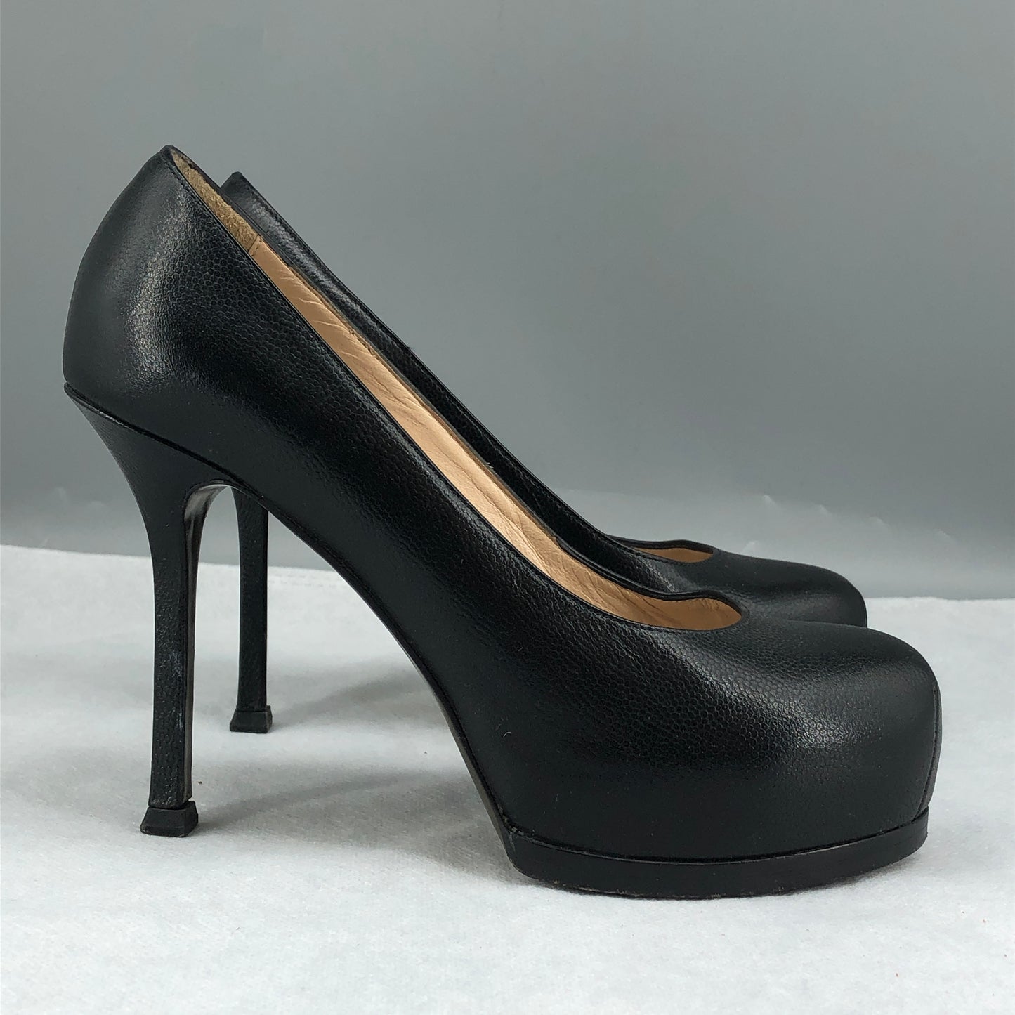 Saint Laurent Black Smooth Calfskin Platform Stiletto Pumps 34.5