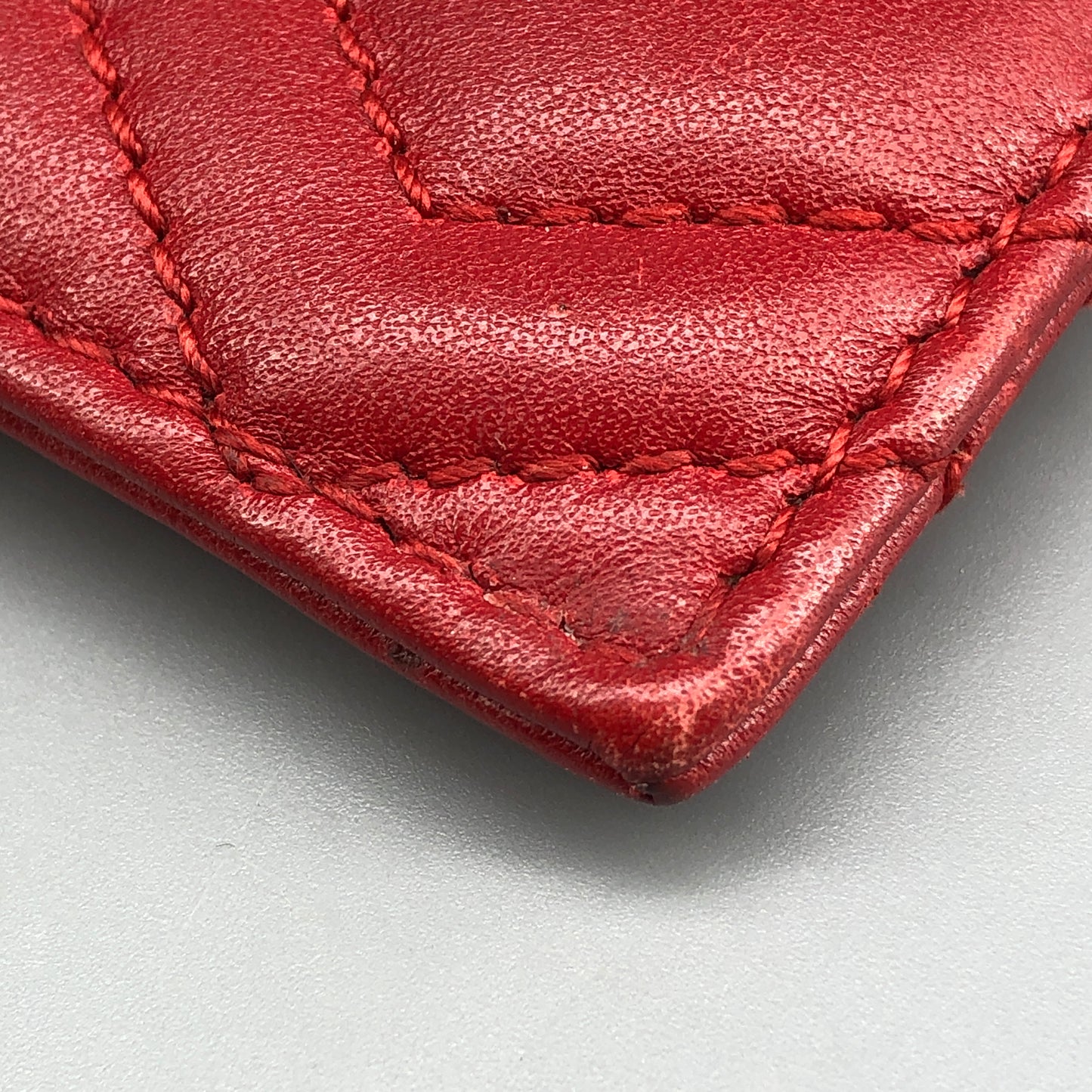 Gucci Chevron Quilted GG Leather Card Holder Red