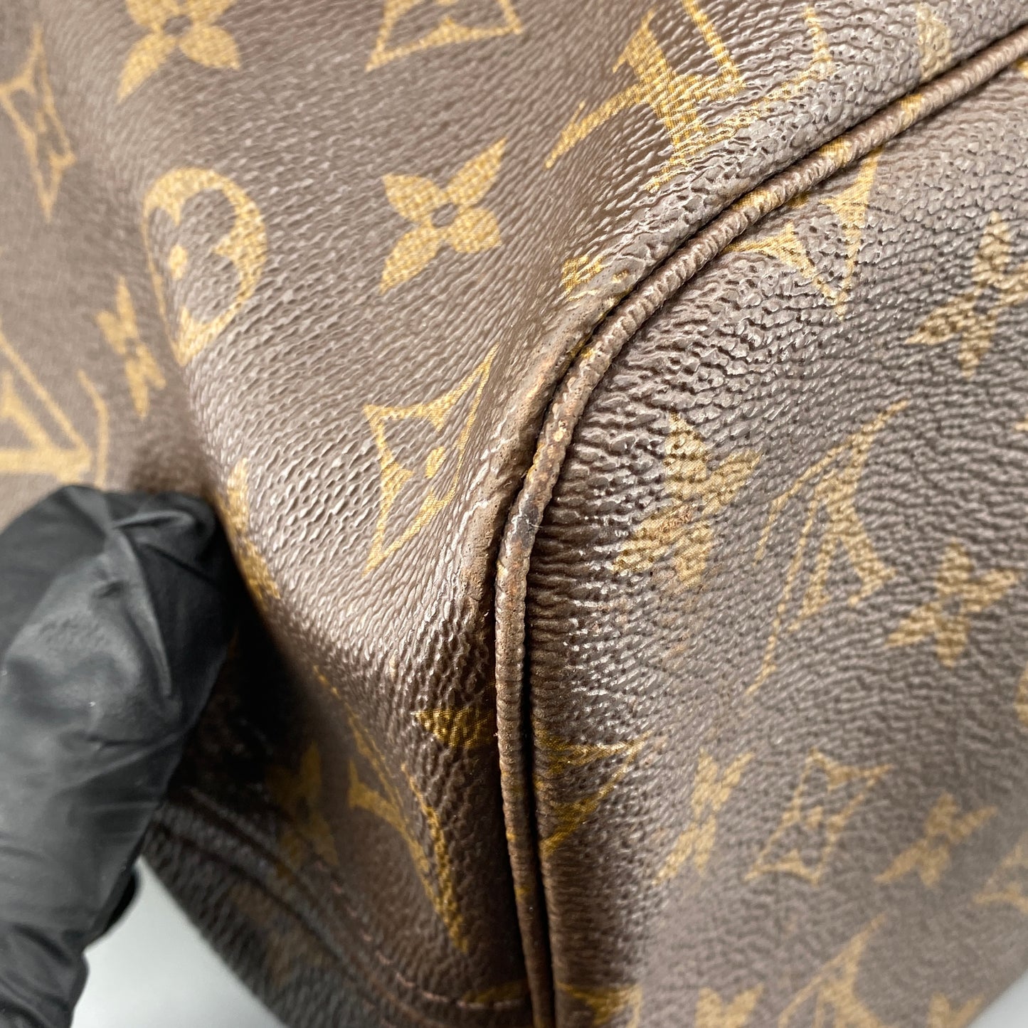Louis Vuitton Monogram Neverfull Tote Bag