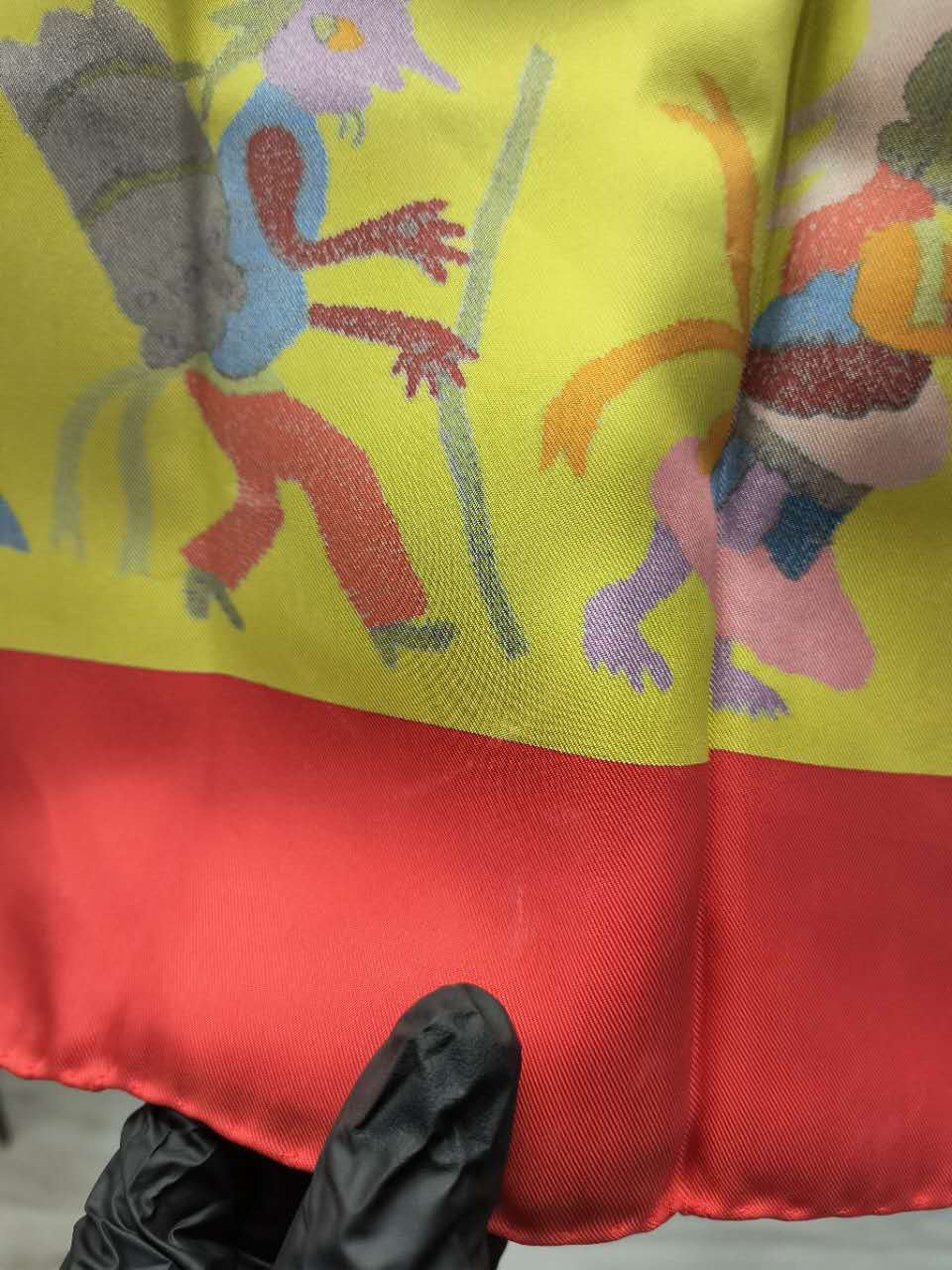 Hermes Din Tini Ya Zue Silk Scarf