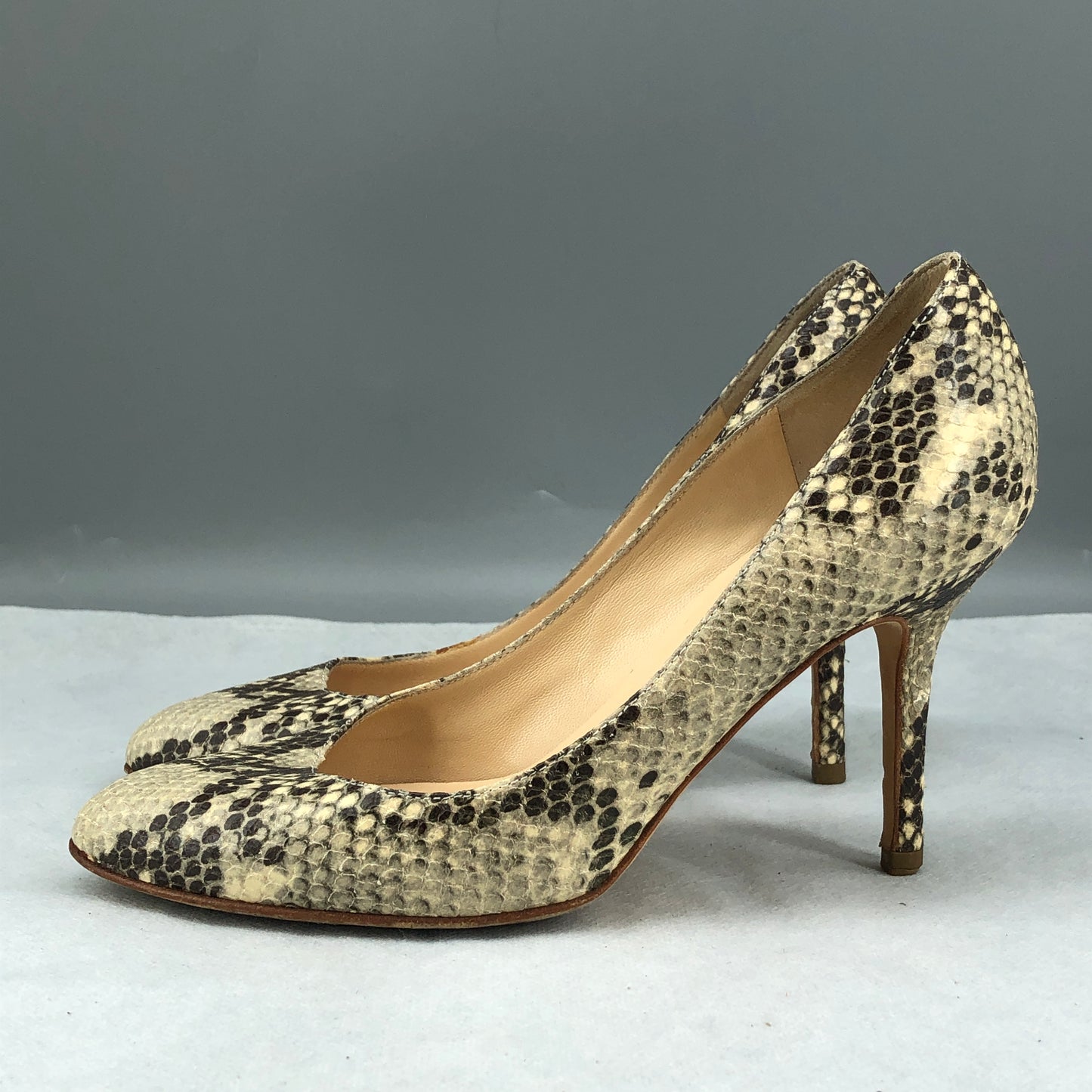 Jimmy Choo Genuine Snake Skin Pointed Stiletto Pumps 35