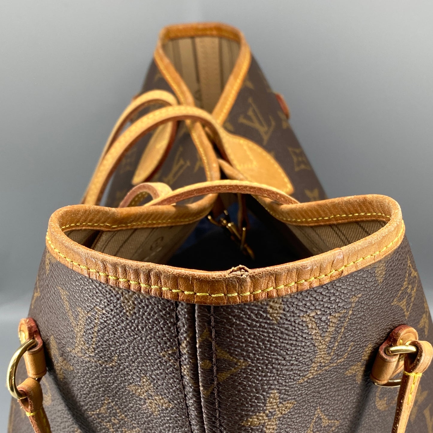 Louis Vuitton Monogram Neverfull Tote Bag