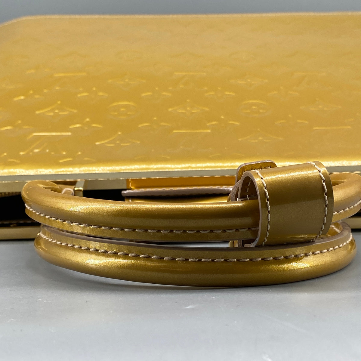Louis Vuitton Monogram Vernis Deesse Gold Handbag
