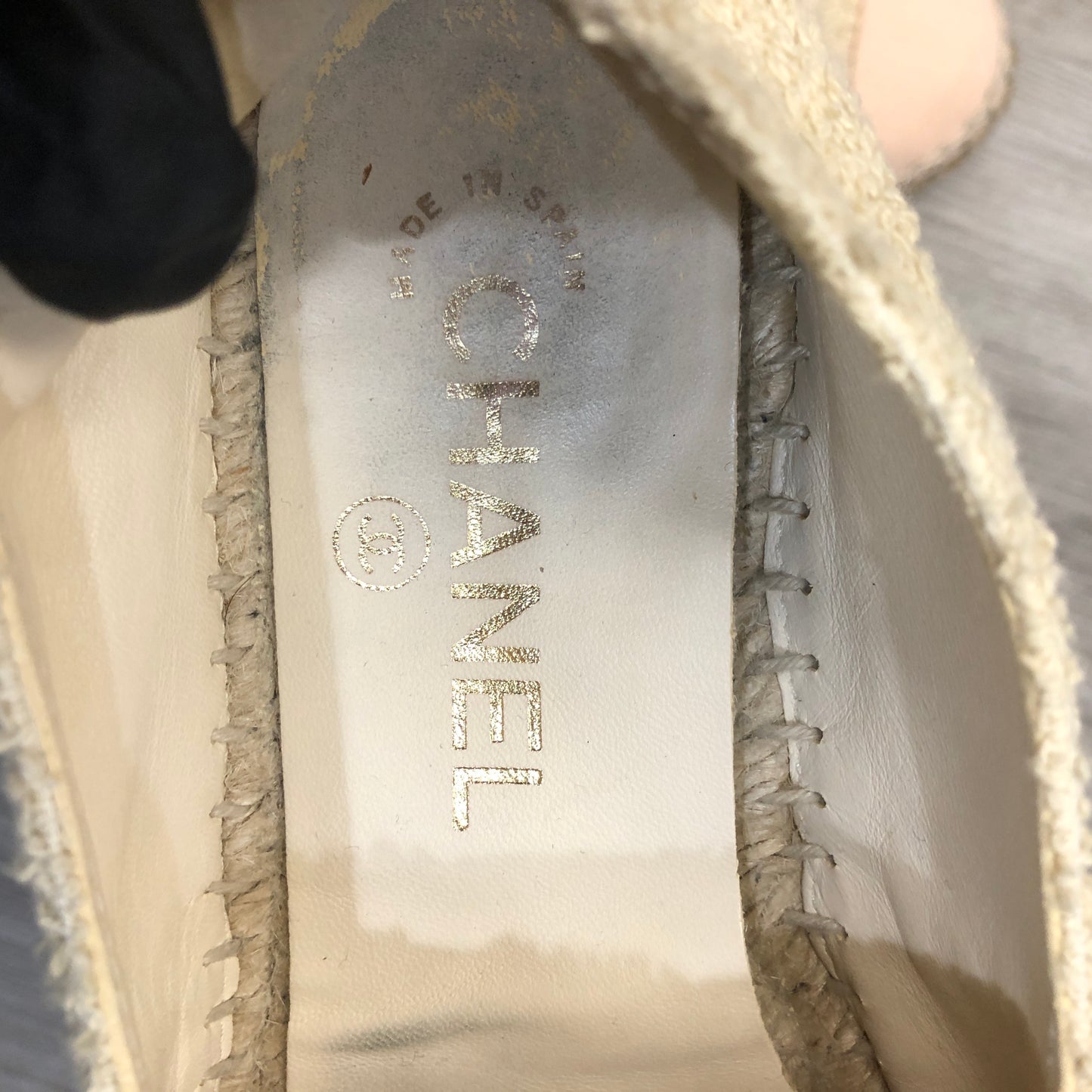 Chanel Women's Espadrilles Size 35C Cream/Pink