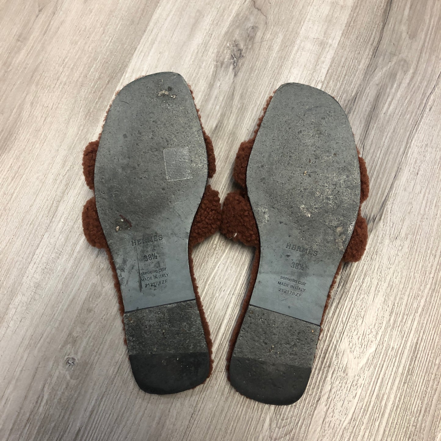 Hermes Women's Oran Teddy Shearling Slide Sandal Shoes 38.5 Brown