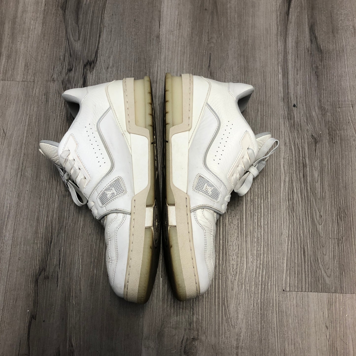 Louis Vuitton Men's White Low-Top Sneakers Size 7