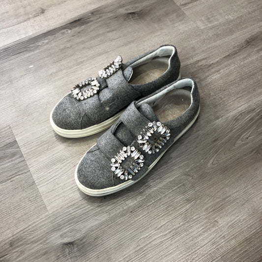 Roger Vivier Women's Grey Fabric Crystal Buckle Slip-On Sneakers shoes 36