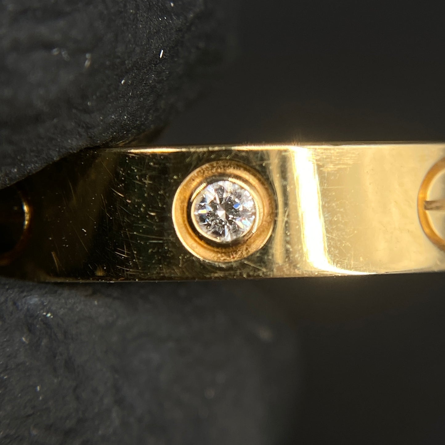 Cartier Love Ring Size52 18K Yellow Gold Single Diamond Band