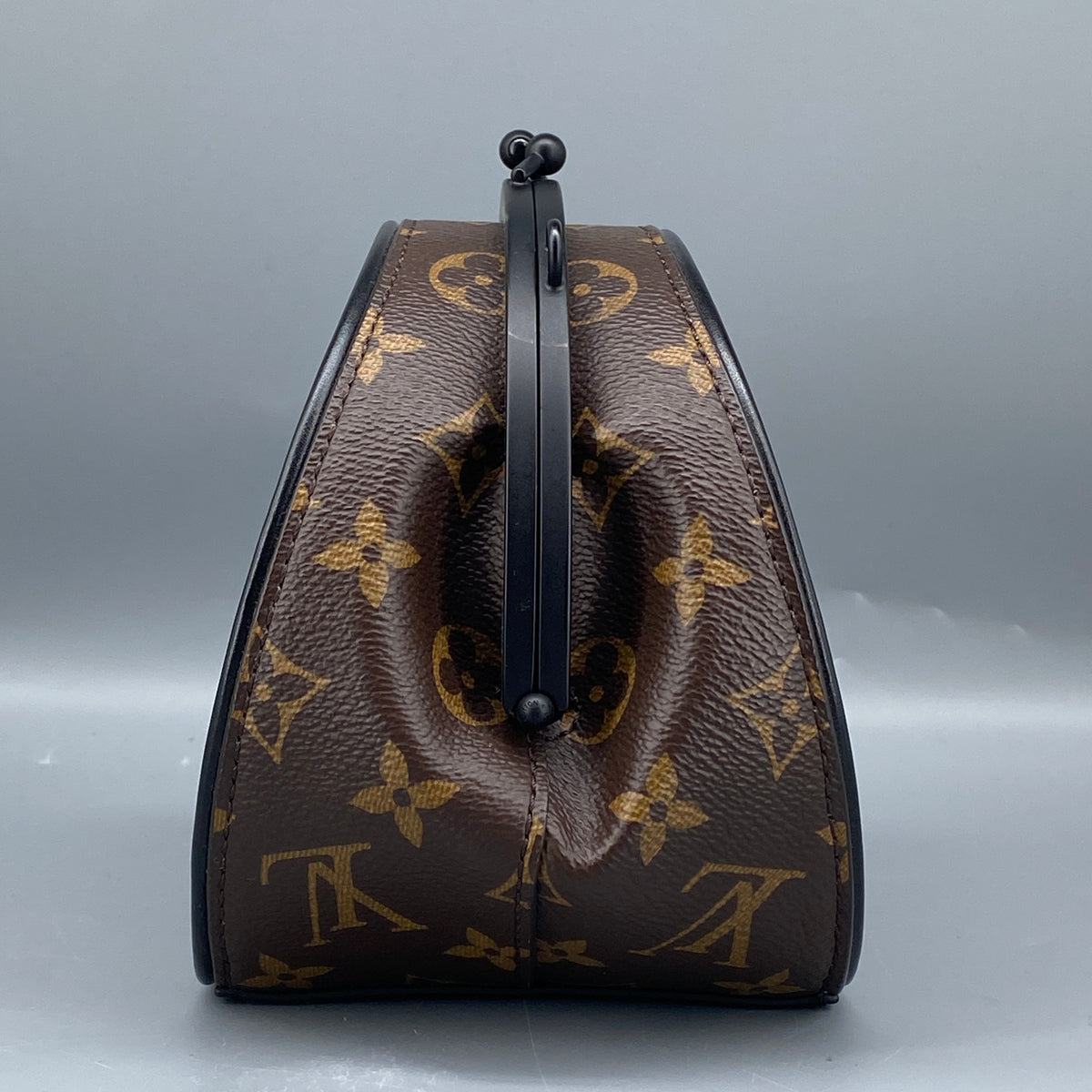 Louis Vuitton Boursicot Boite Chapeau Bag Reverse Monogram Giant shoulder bag