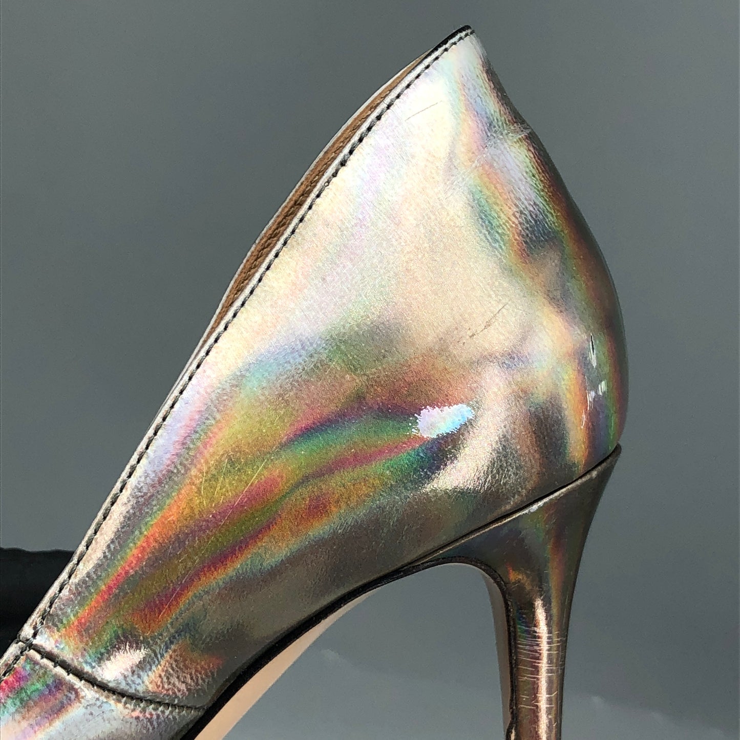 Gianvito Rossi Rainbow Silver Metallic Pointed Stiletto Pumps 35.5