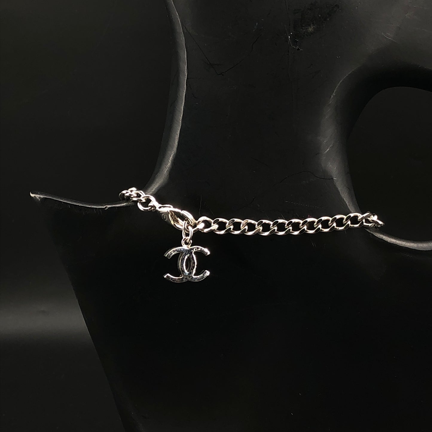 Chanel 2023 Silver-Tone Crystal Bow Choker Necklace
