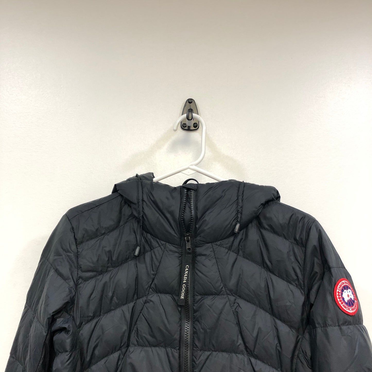 Canada Goose Black P2P 19.5in Hooded Light Down Jacket Size M