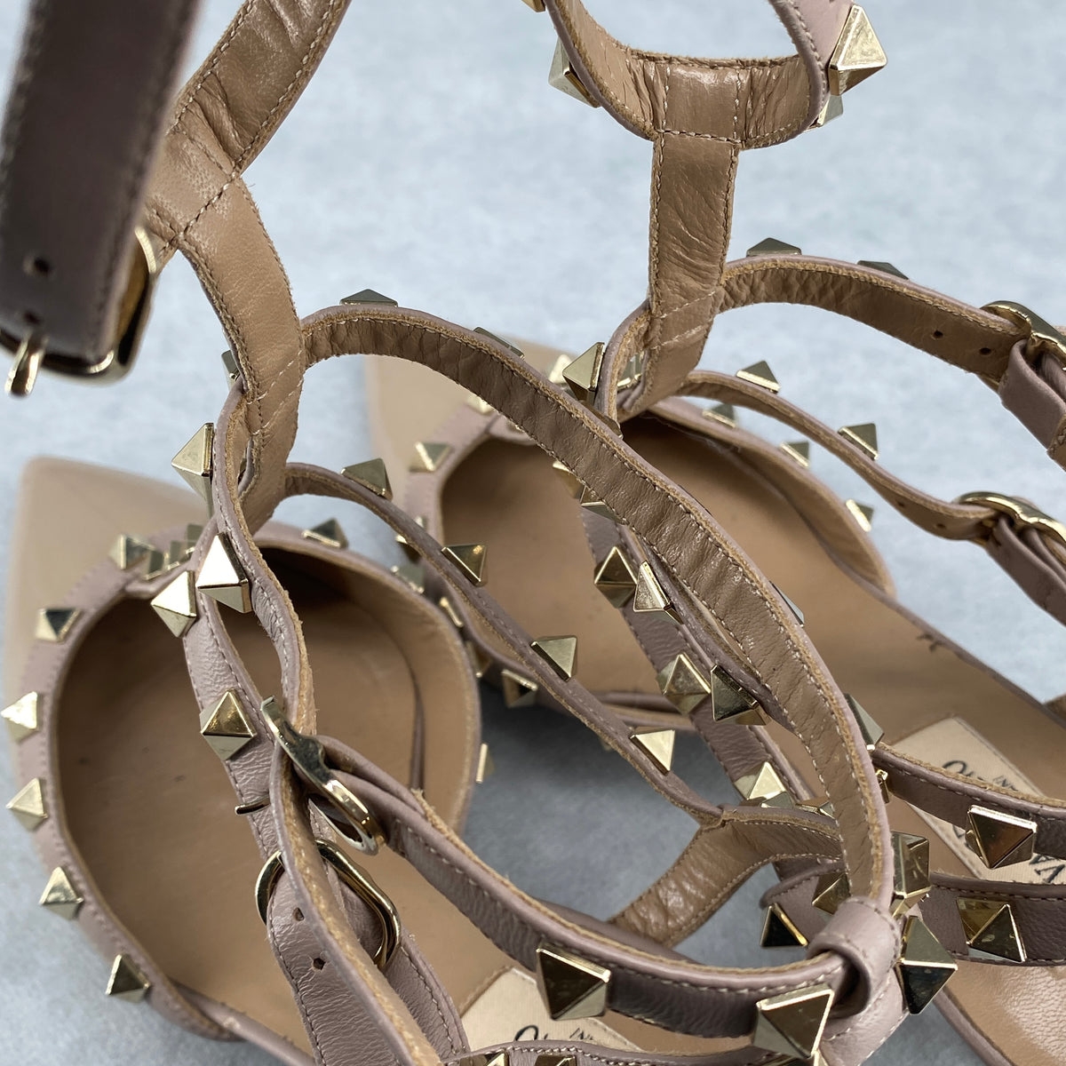 Valentino Nude Patent Leather Rockstud Pointed Heel Sandals Size 38