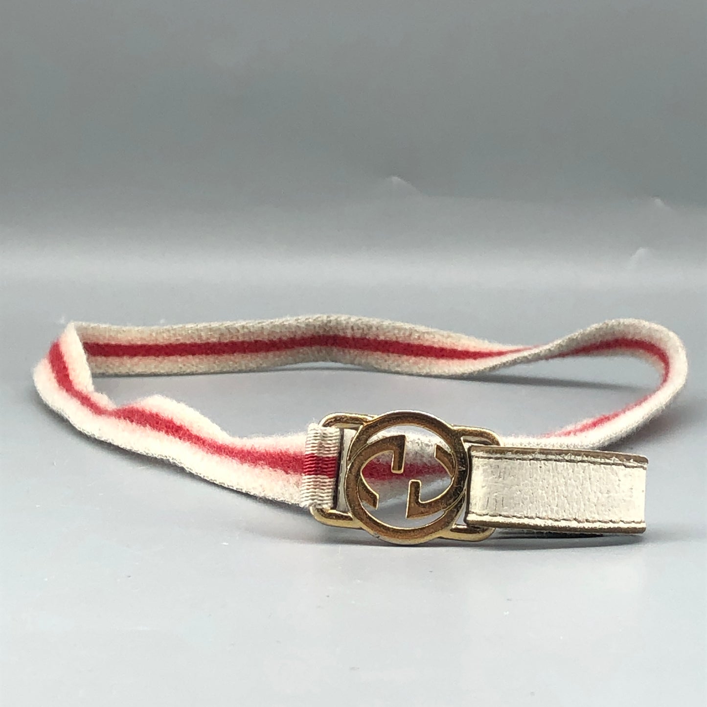 Gucci White Red Web Interlocking GG Thin Strap Phone Lanyard