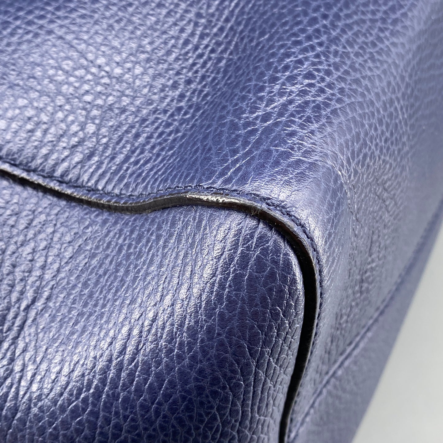 Gucci Grained Leather Tote Bag  Navy