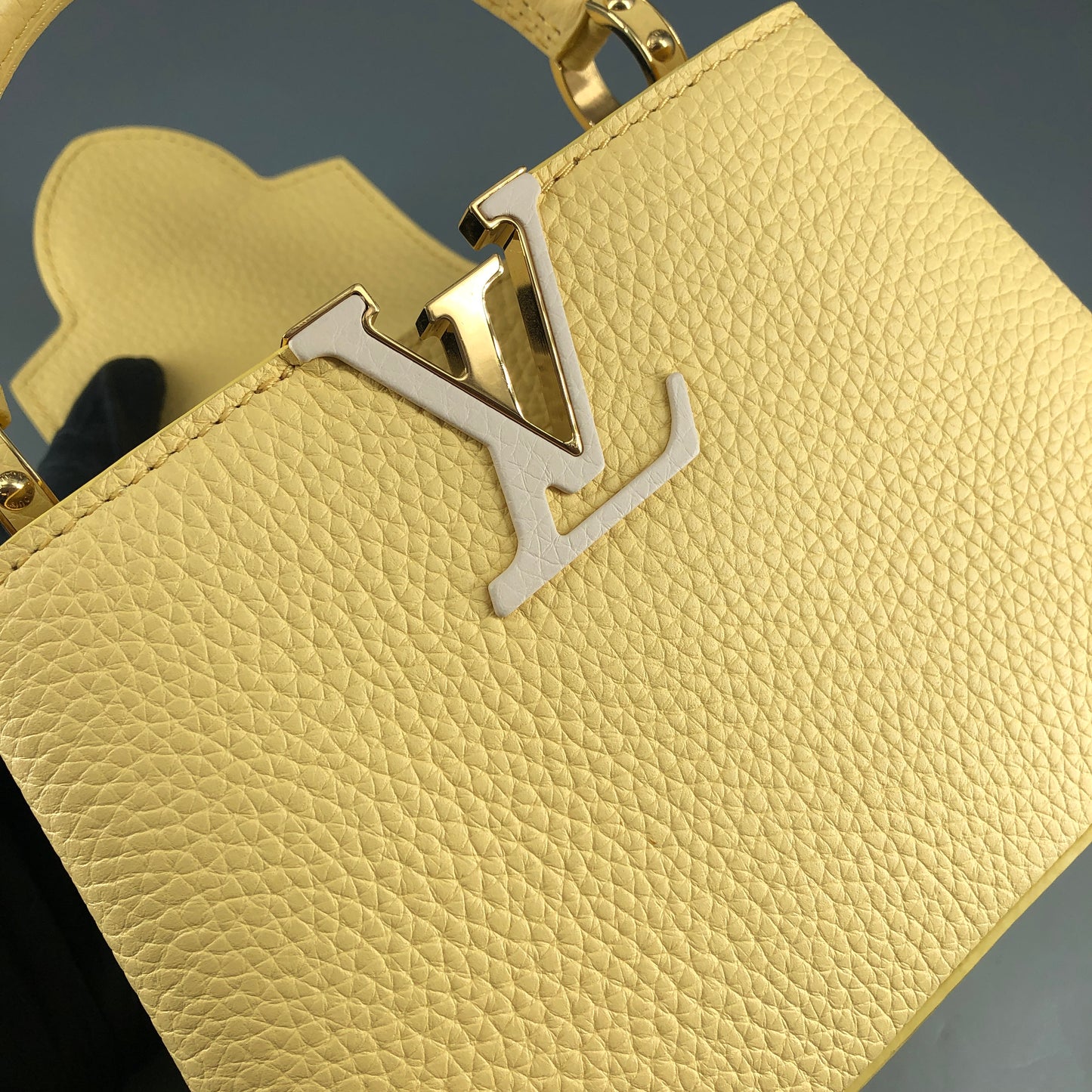 Louis Vuitton Capucines Mini Taurillon Leather Handbag Light Yellow